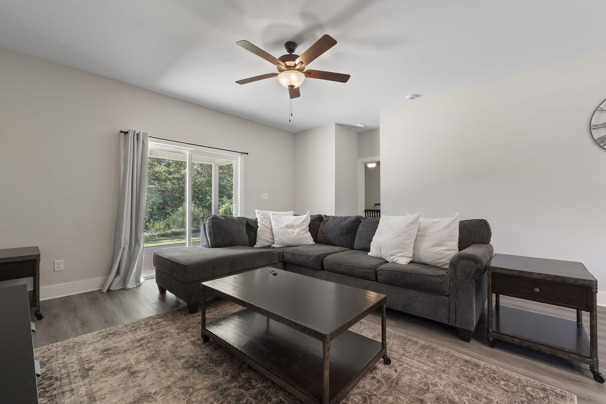 AVALON BEACH - Residential