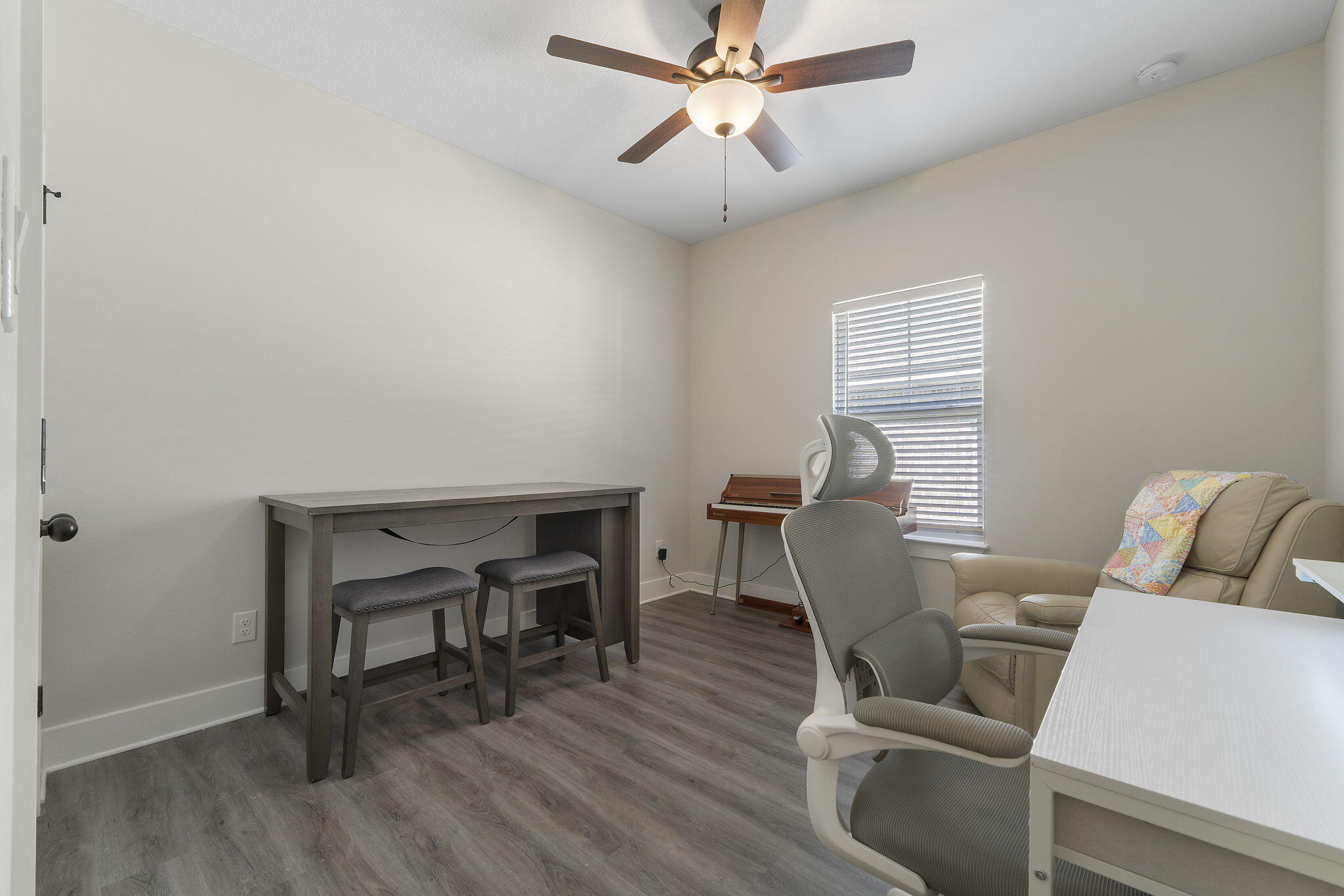 AVALON BEACH - Residential