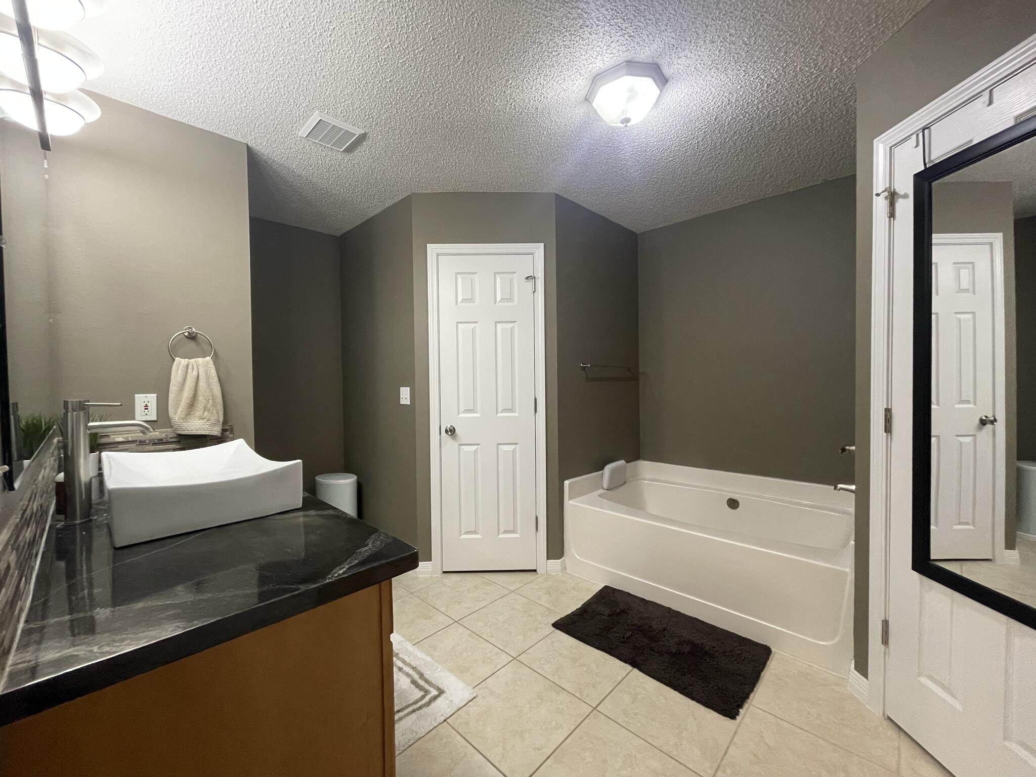 OLD BETHEL ESTATES PH I - Residential Lease