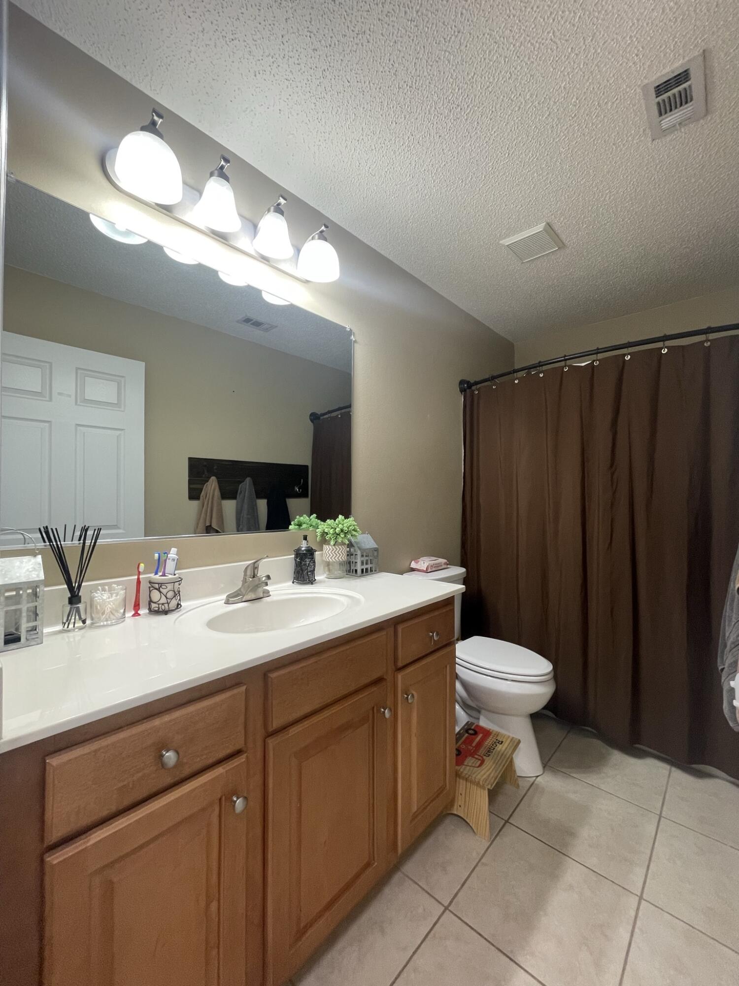 OLD BETHEL ESTATES PH I - Residential Lease