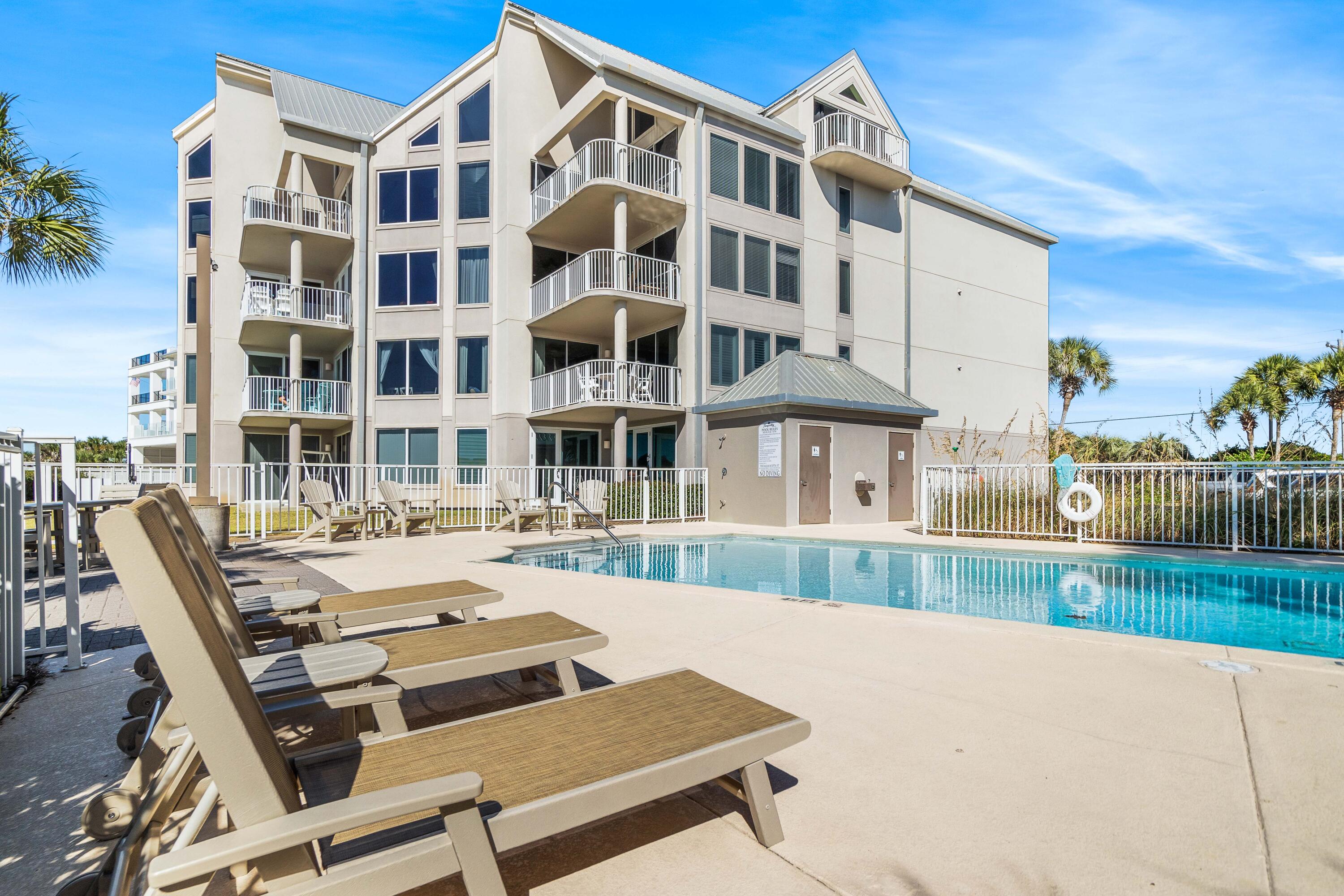 TRANQUILLITY ON THE BEACH - Residential