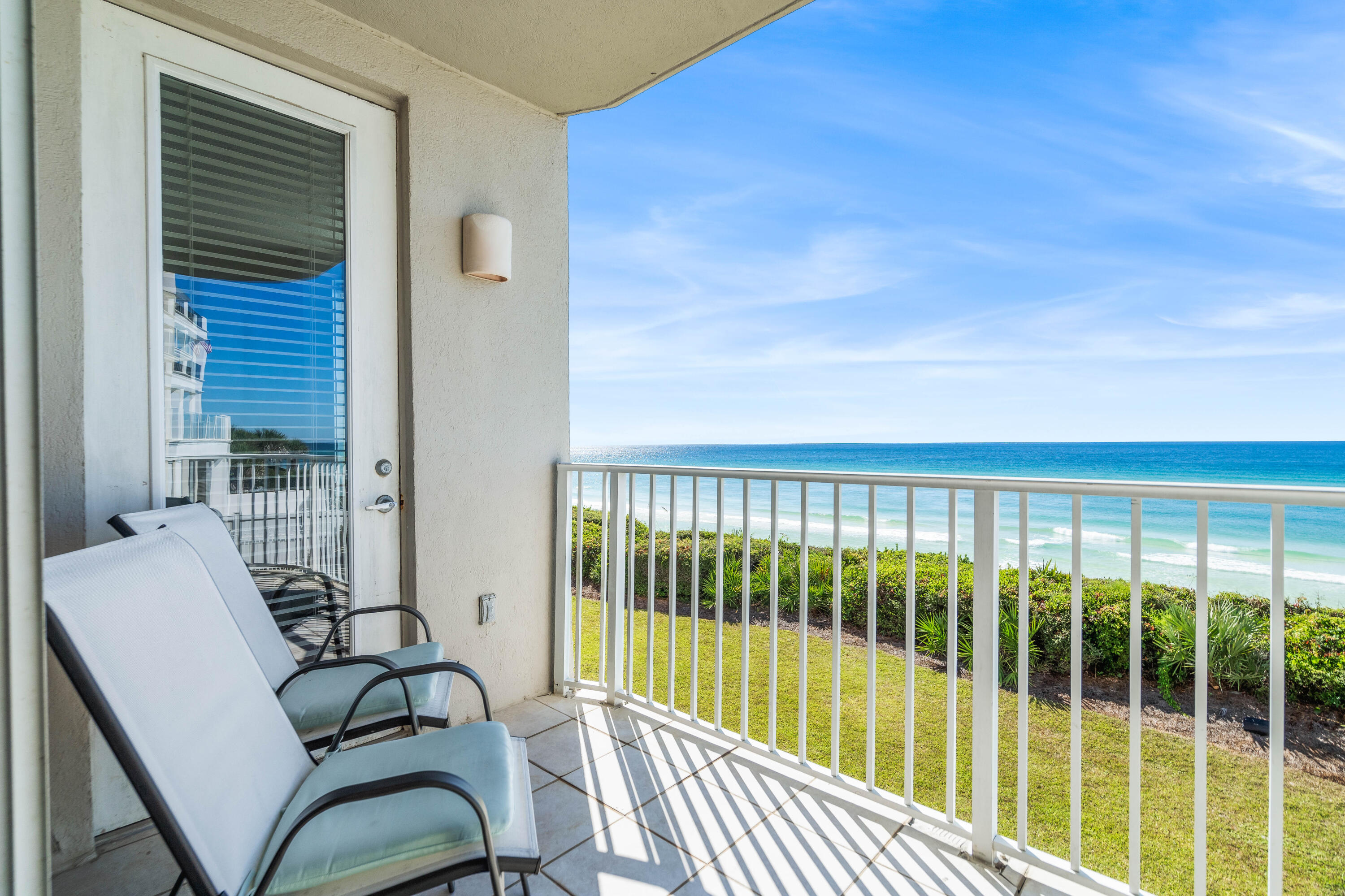TRANQUILLITY ON THE BEACH - Residential