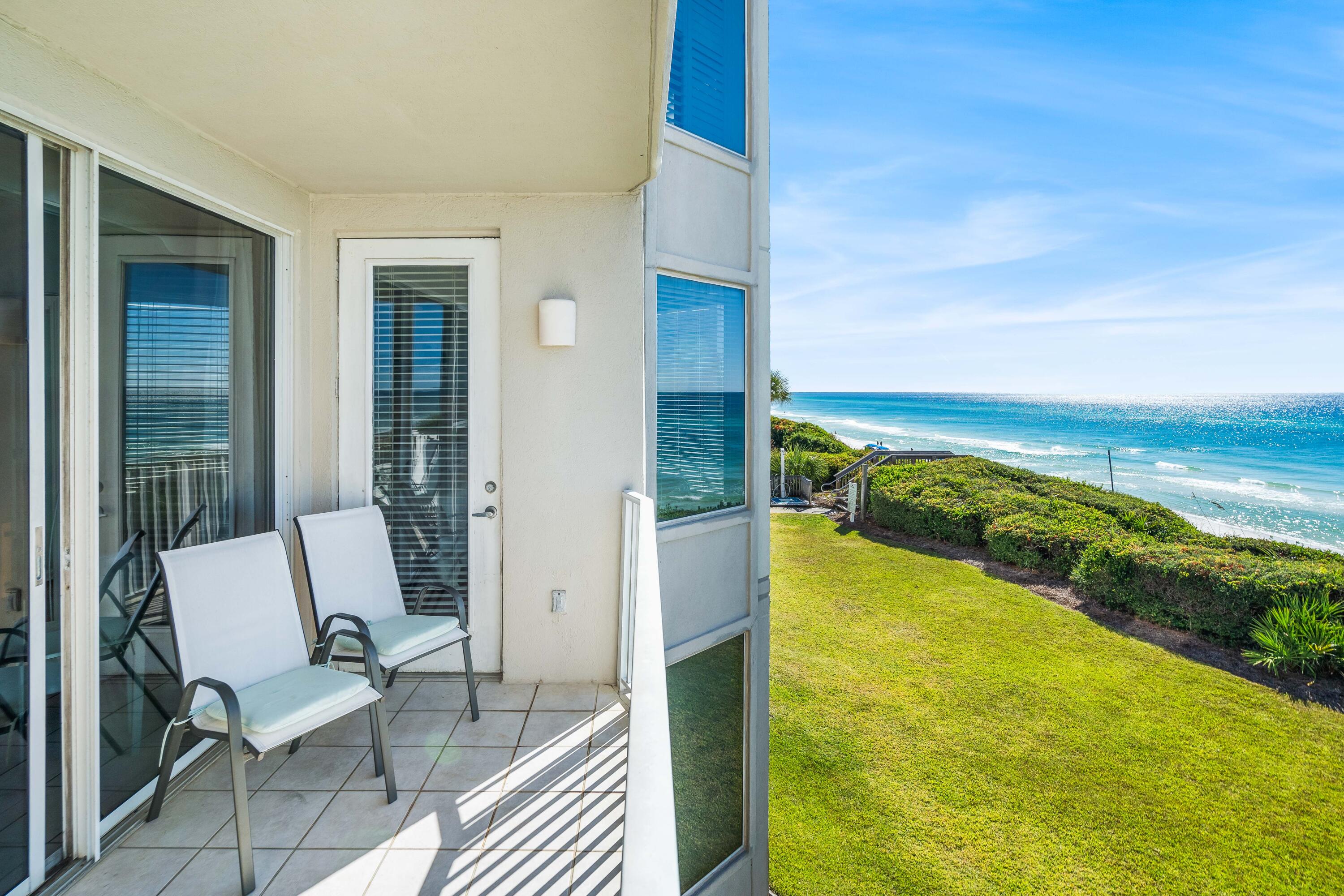 TRANQUILLITY ON THE BEACH - Residential