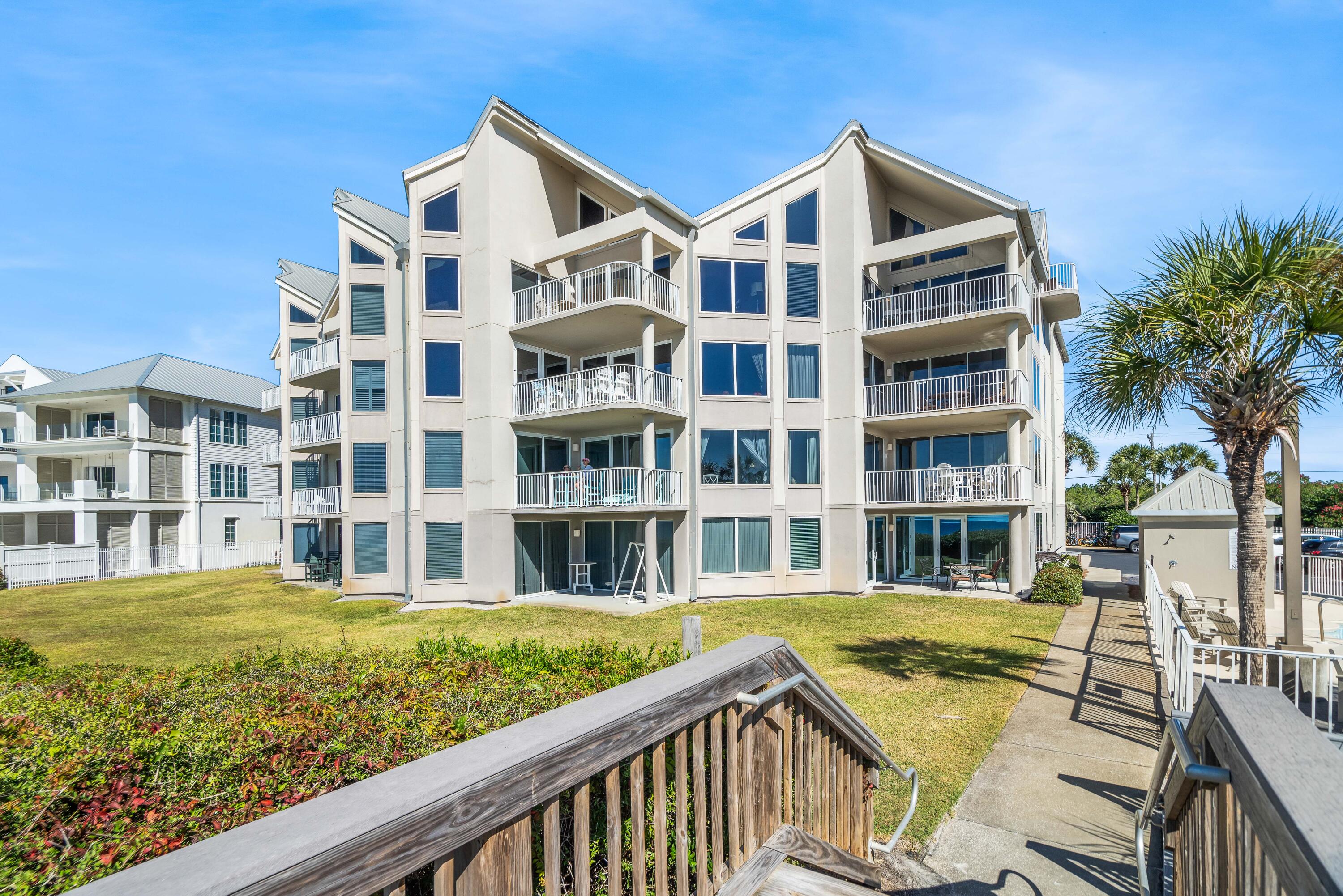 TRANQUILLITY ON THE BEACH - Residential