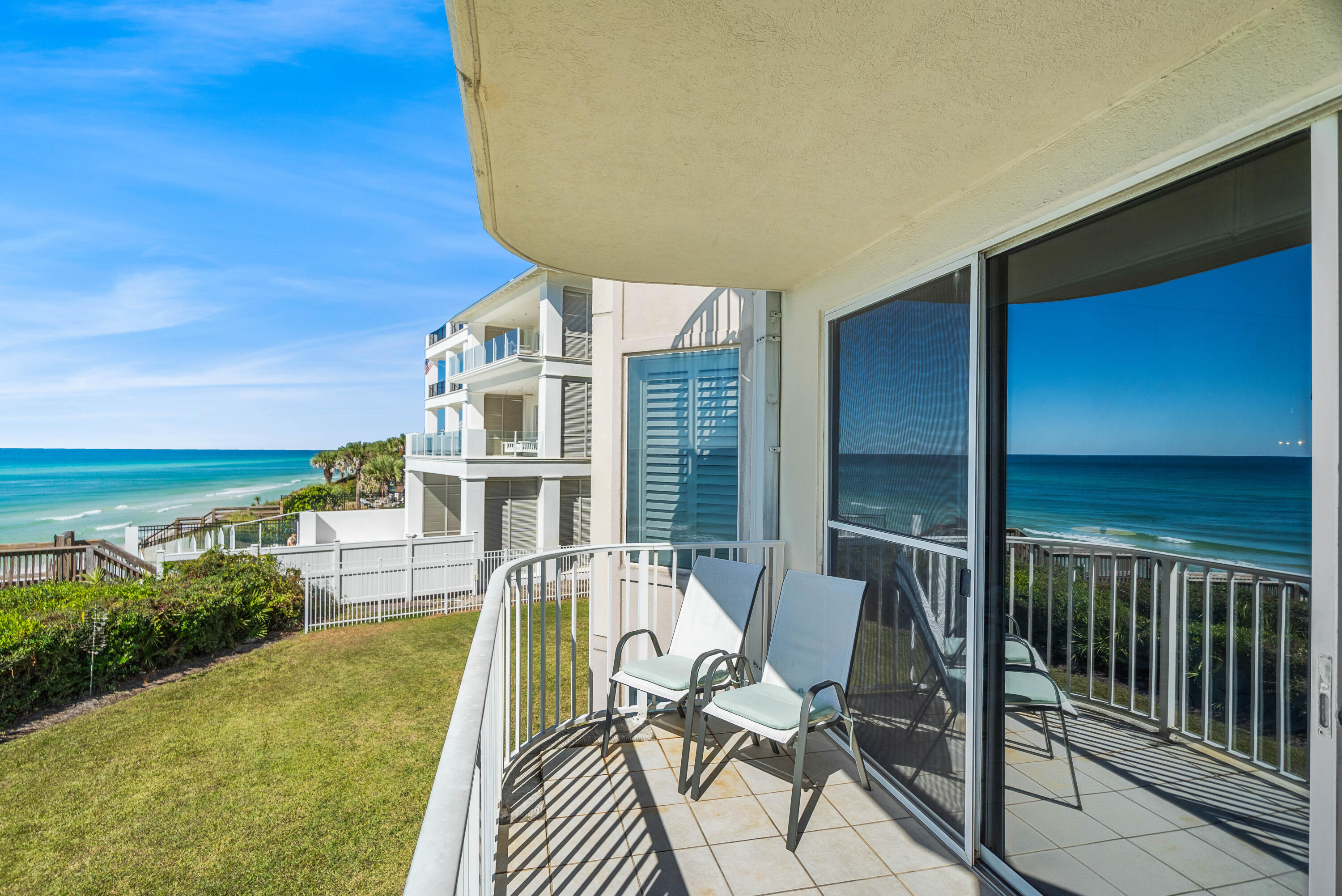 TRANQUILLITY ON THE BEACH - Residential