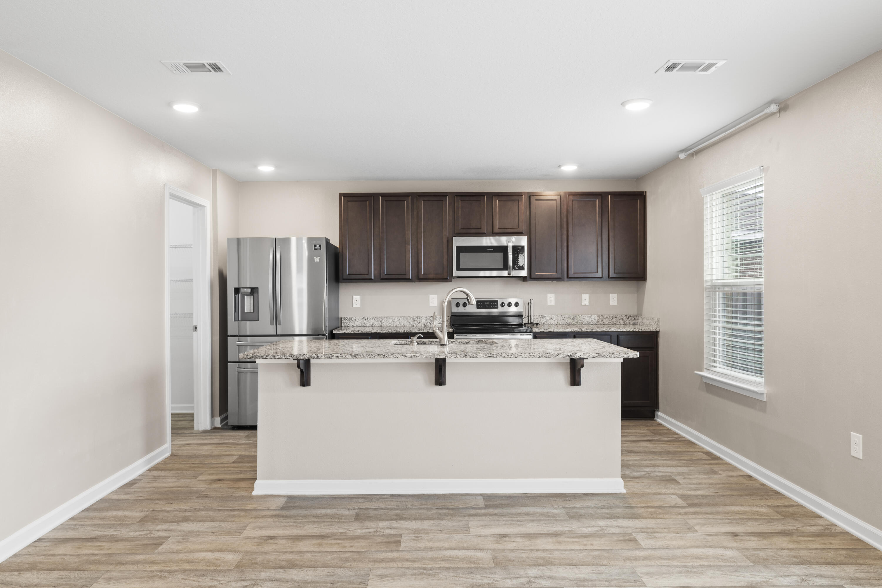 Redstone Commons - Residential Lease