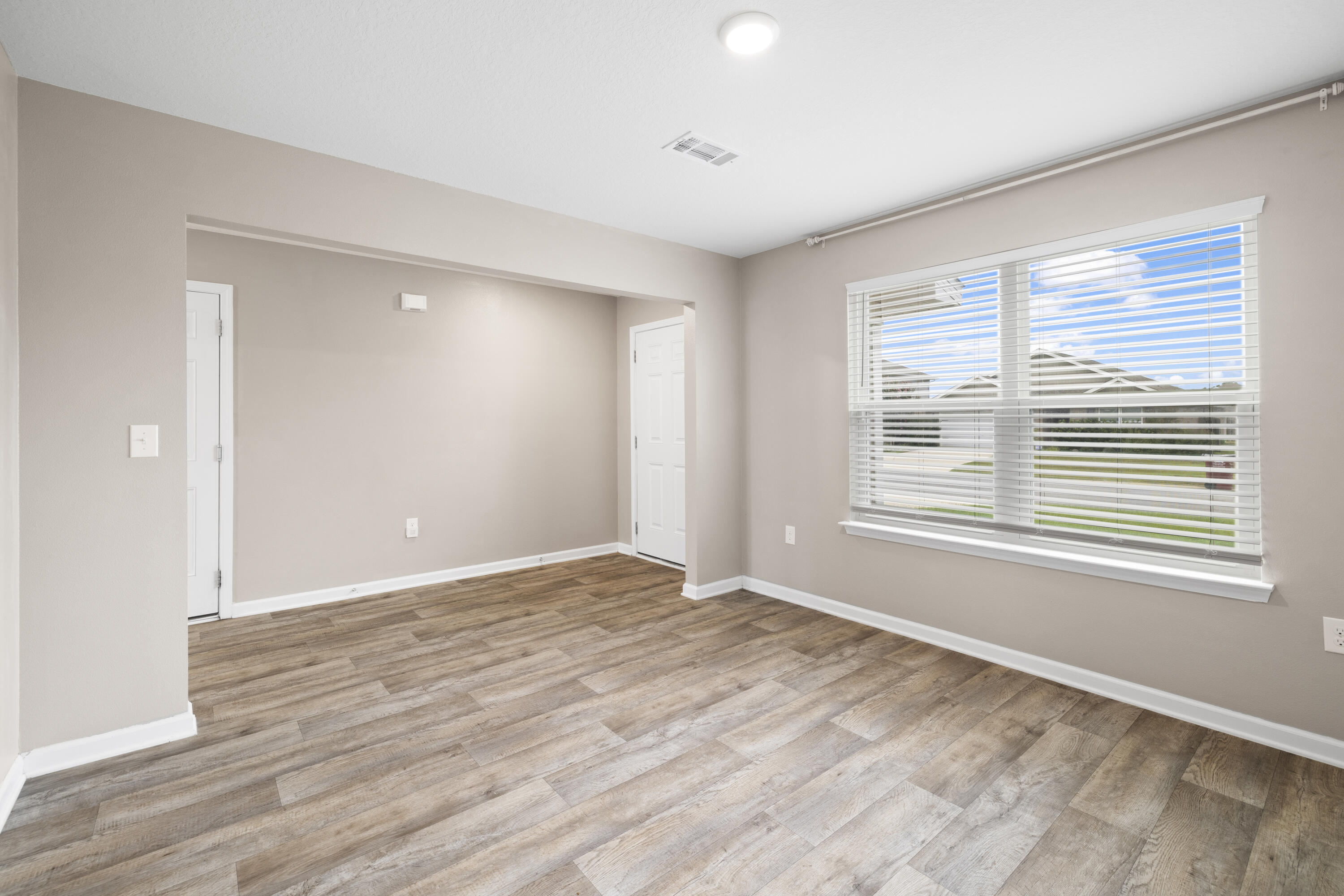 Redstone Commons - Residential Lease