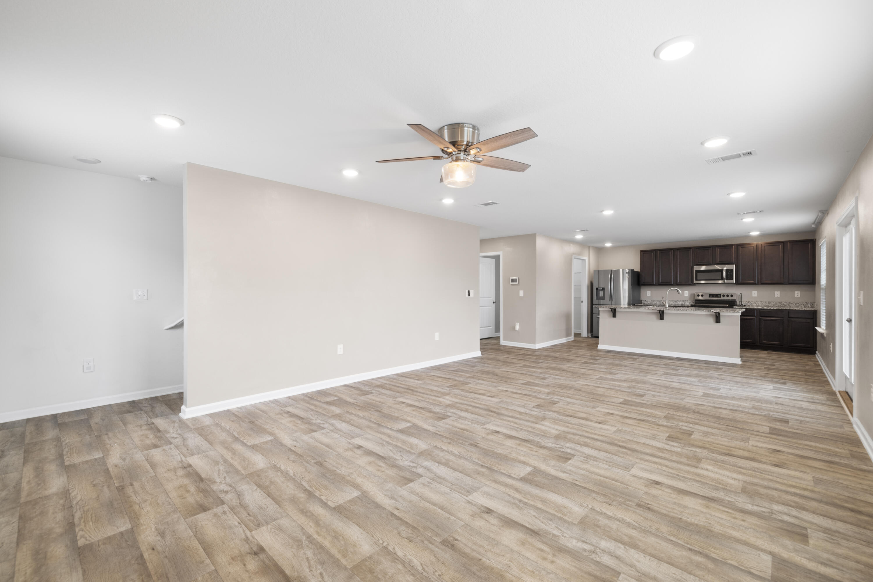 Redstone Commons - Residential Lease