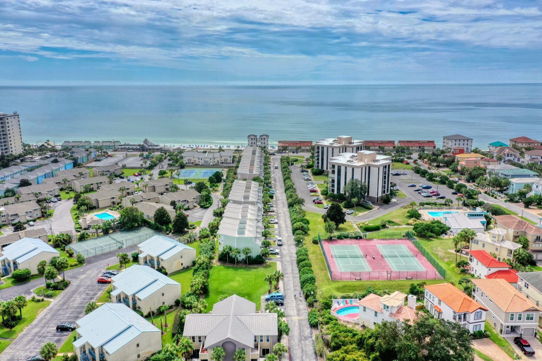 BEACH POINTE T/H - Residential