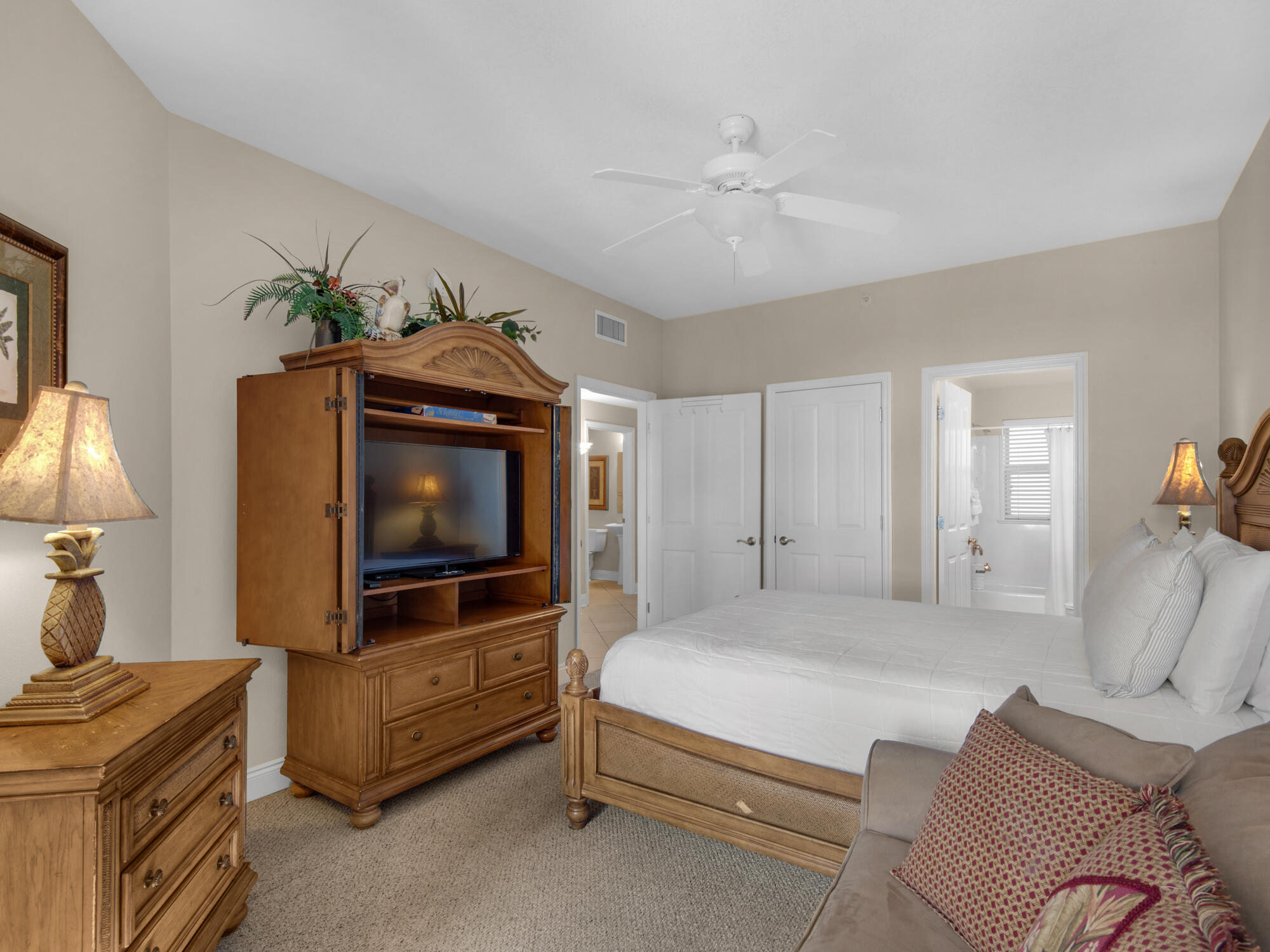 MEDITERRANEA - Residential