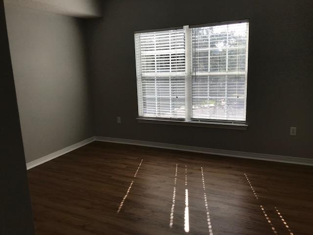 The Oaks - Residential Lease