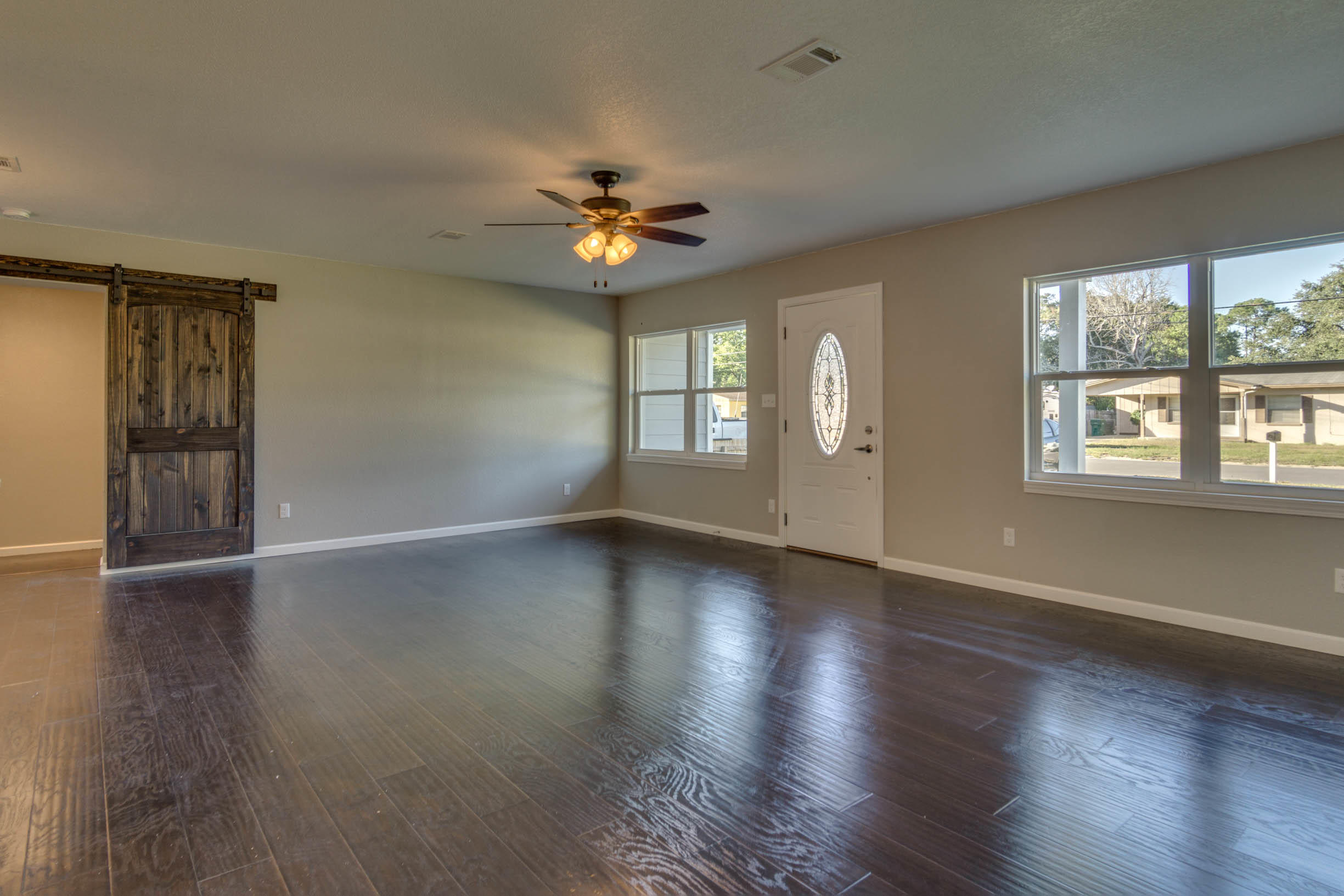 GARNIERS BEACH 6TH - Residential