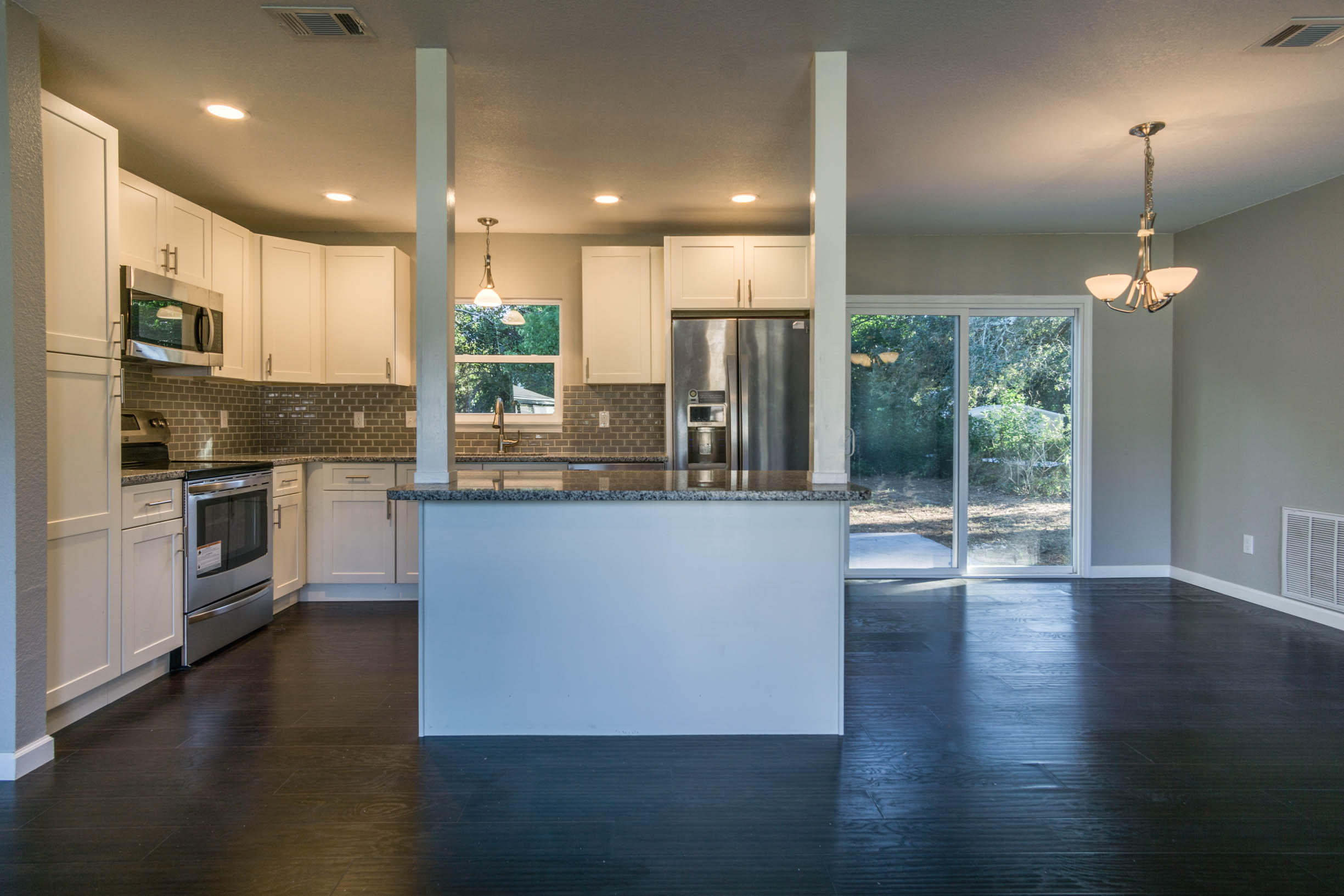 GARNIERS BEACH 6TH - Residential