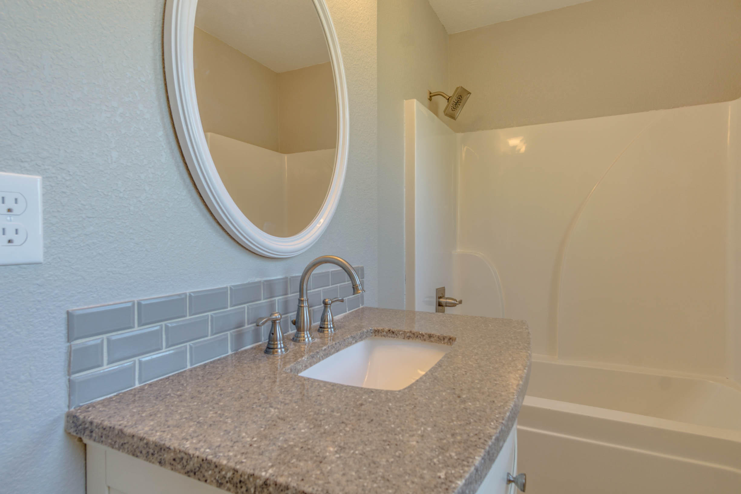 GARNIERS BEACH 6TH - Residential