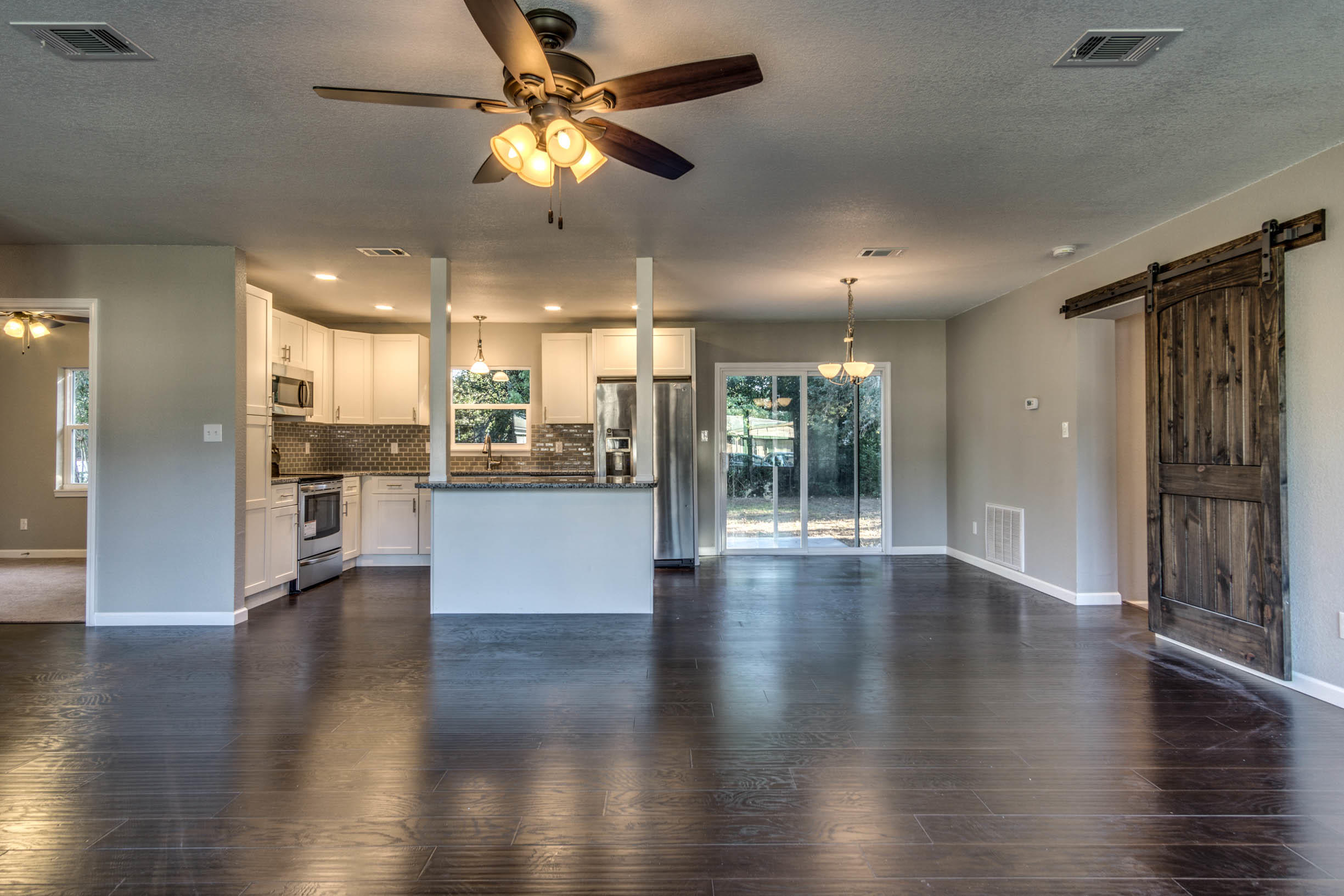 GARNIERS BEACH 6TH - Residential