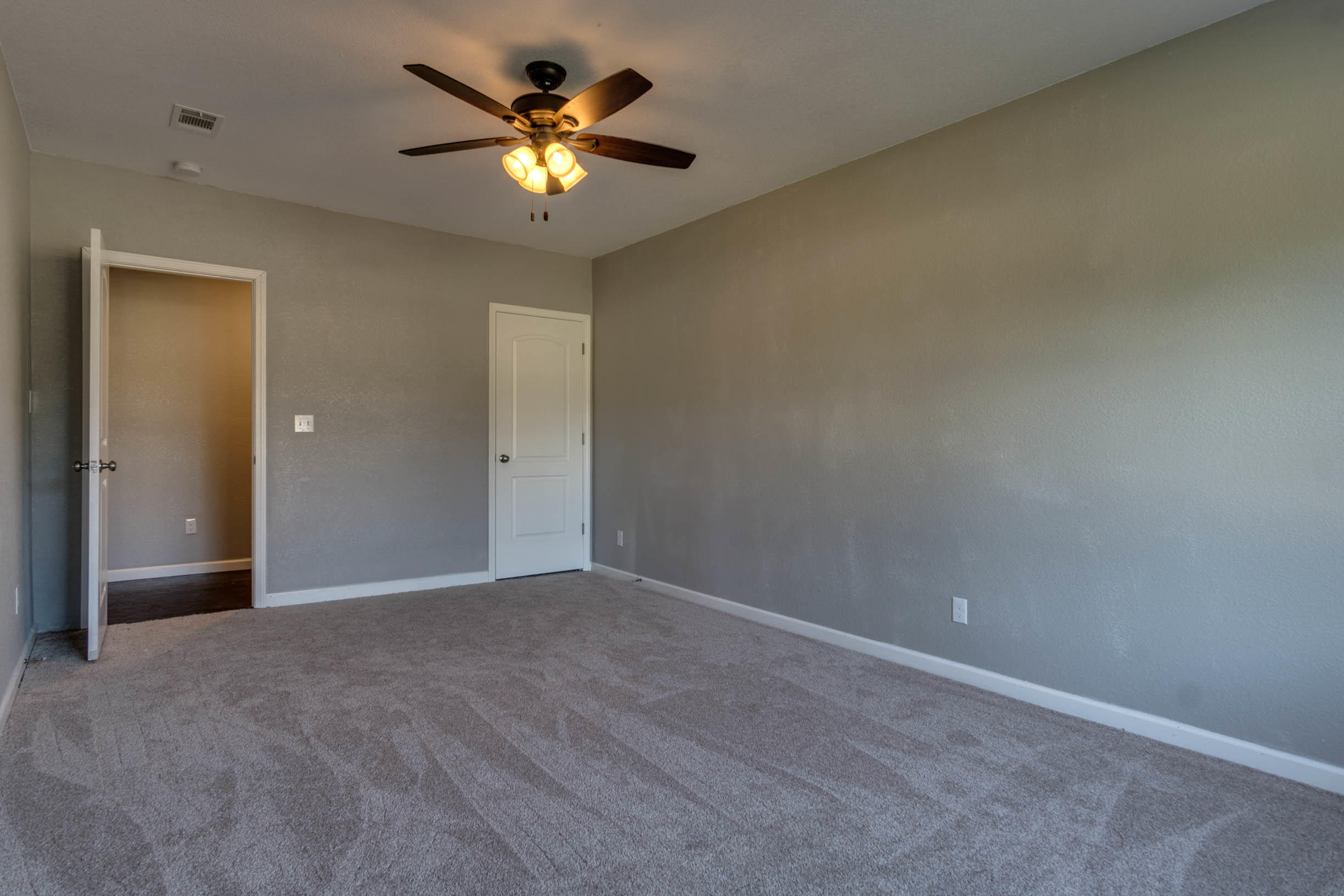 GARNIERS BEACH 6TH - Residential