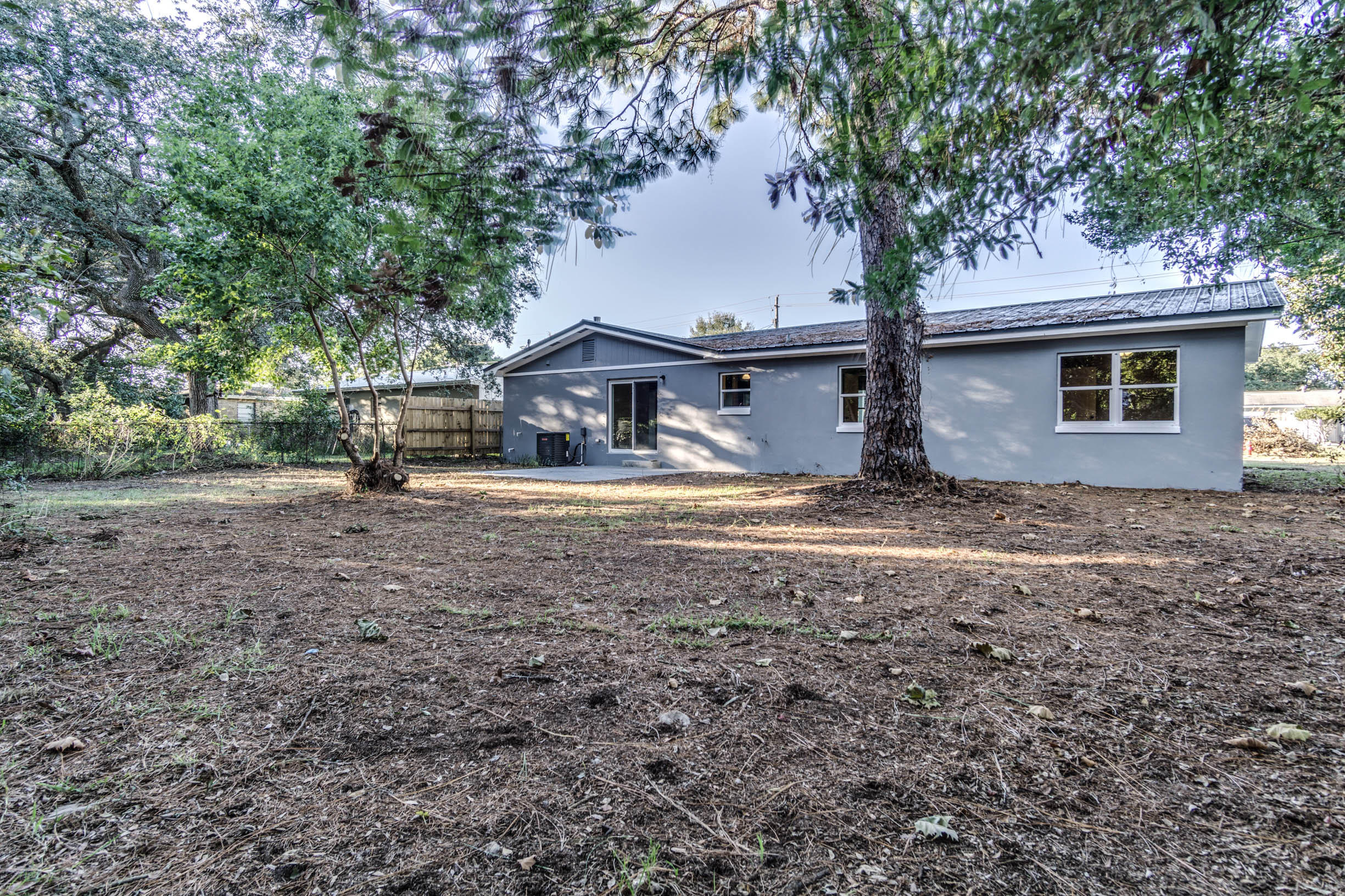 GARNIERS BEACH 6TH - Residential