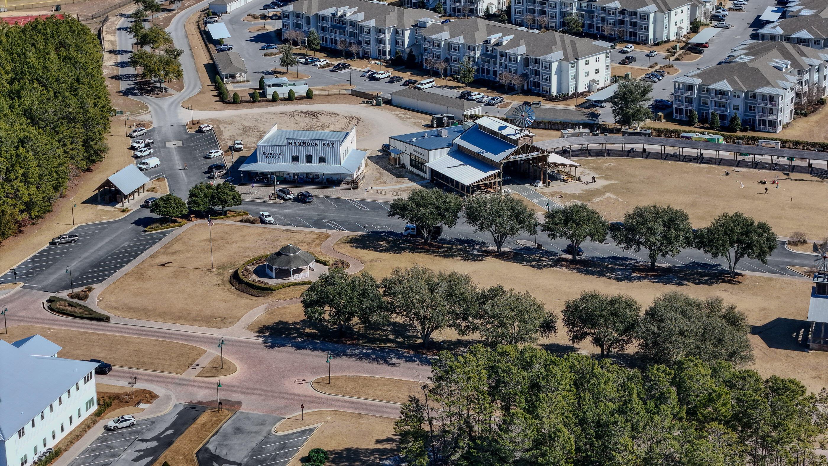 HAMMOCK BAY - Residential