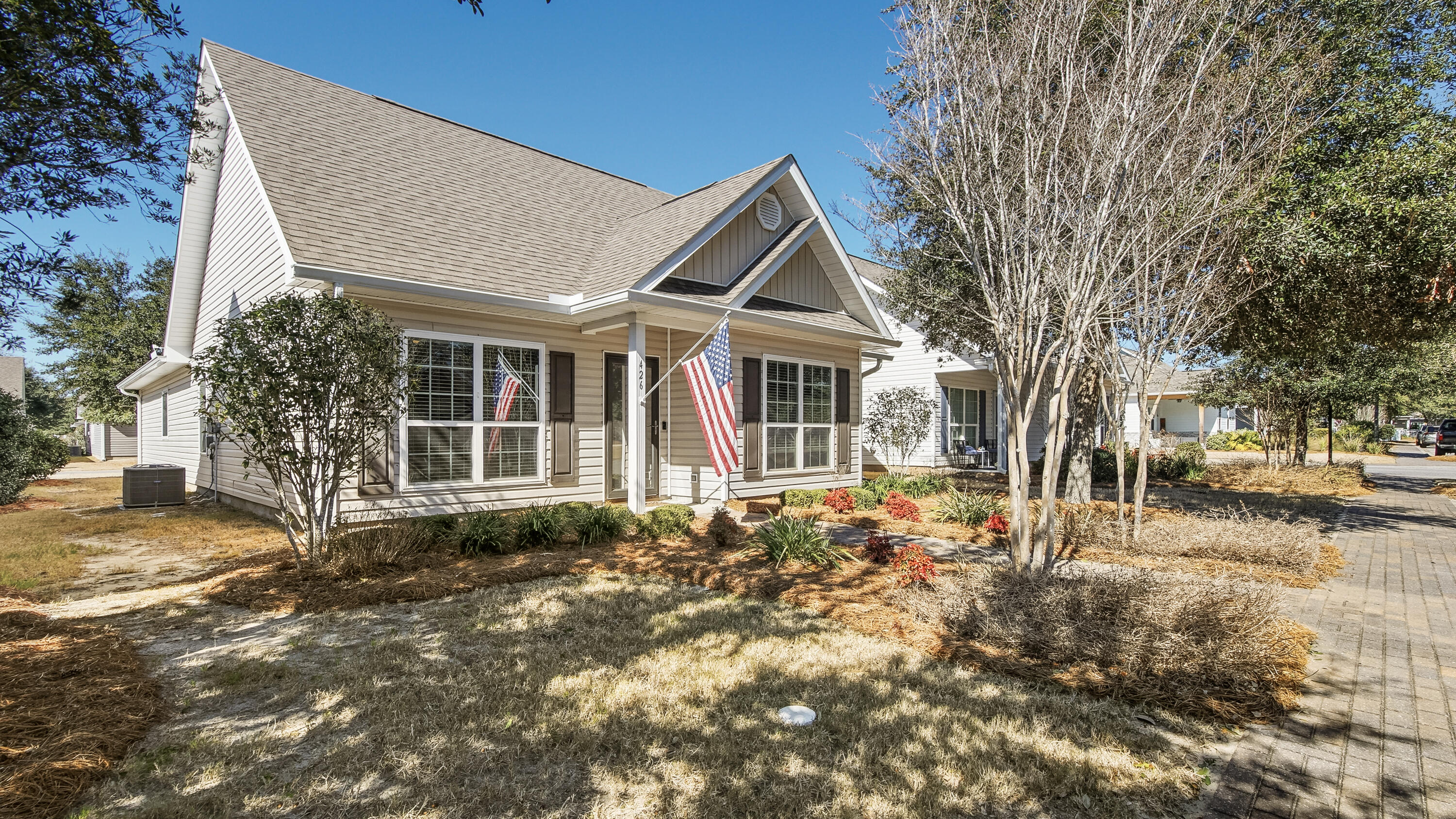 HAMMOCK BAY - Residential