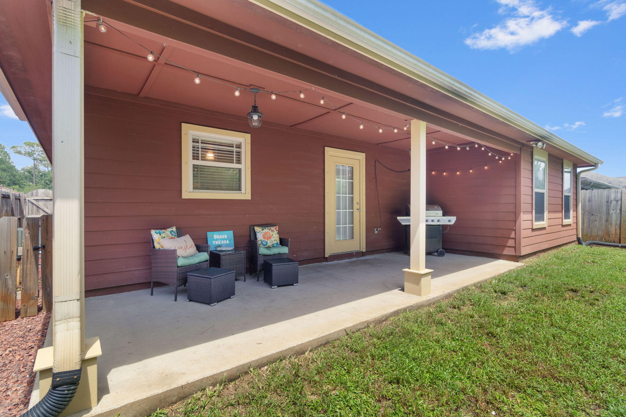 COTTAGES AT EAST RIVER - Residential