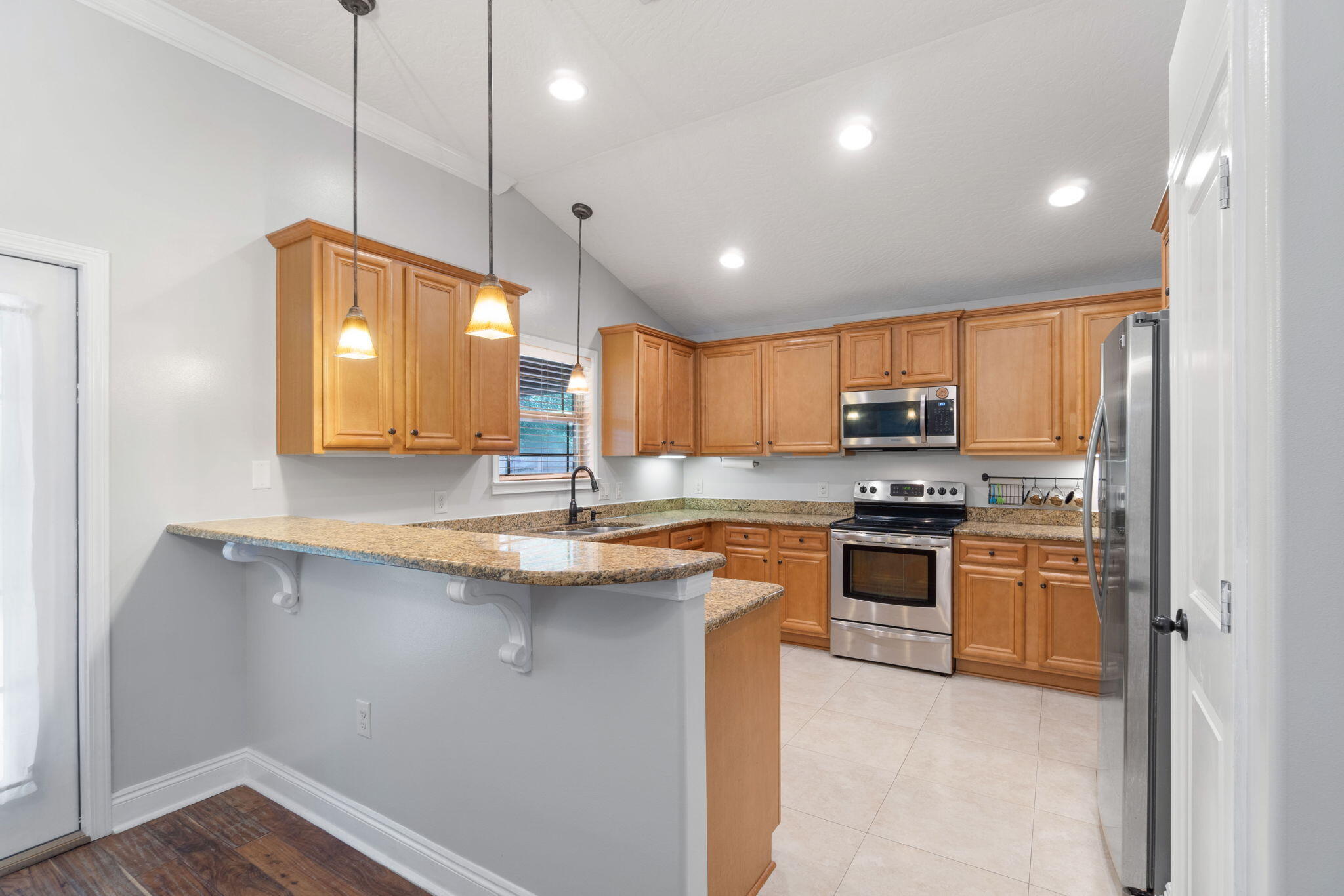 COTTAGES AT EAST RIVER - Residential