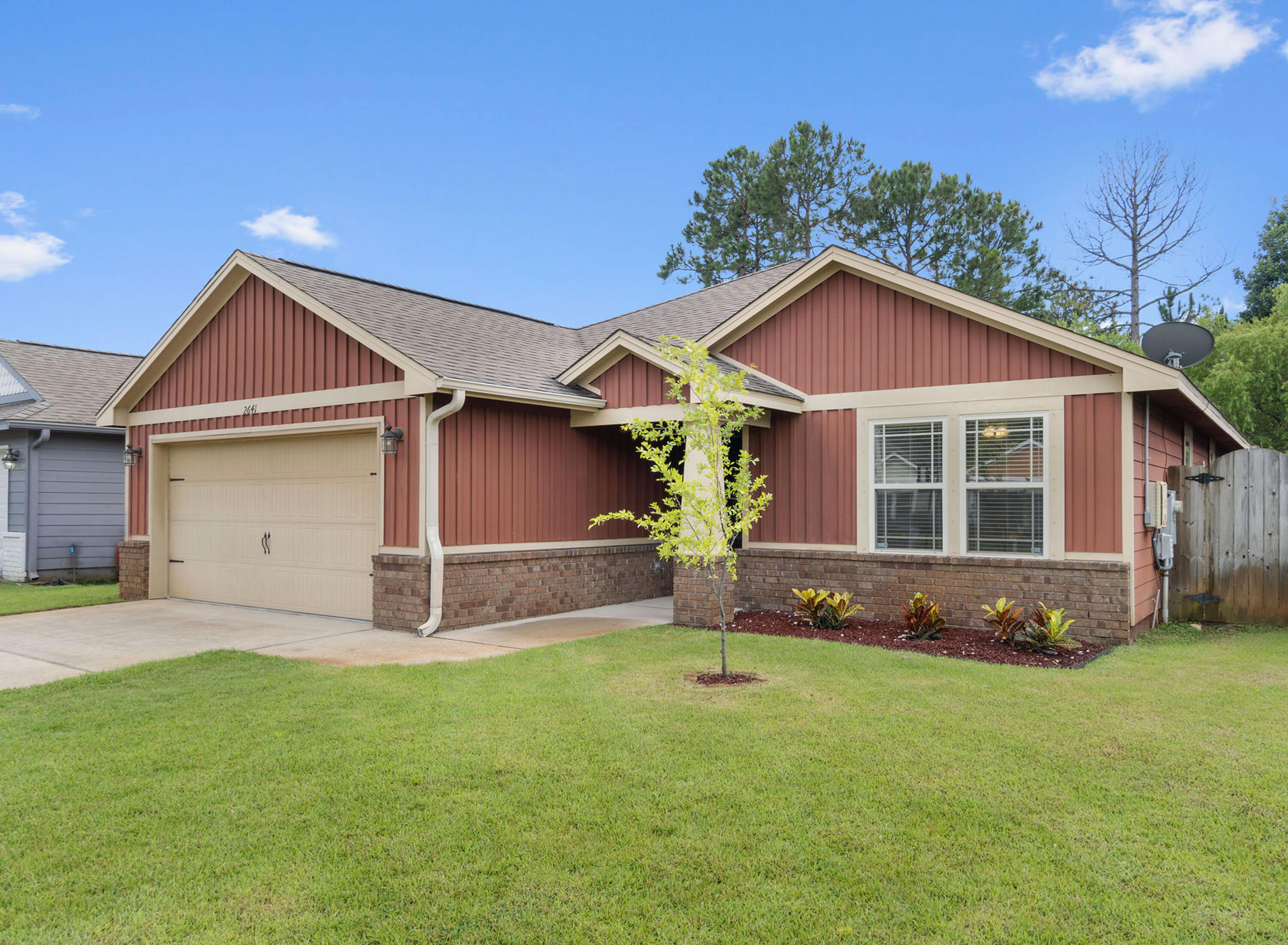 COTTAGES AT EAST RIVER - Residential