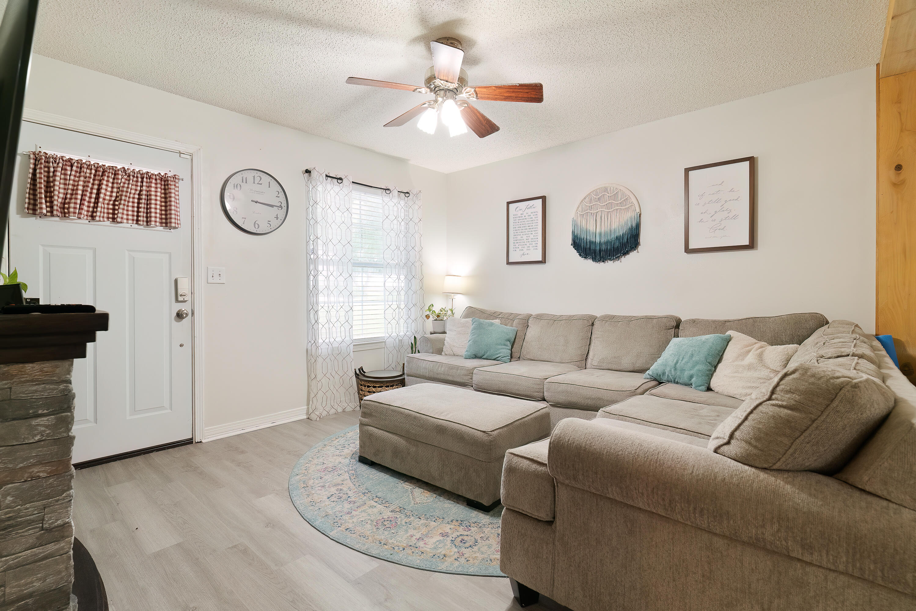 MORRIS ADDN TO CRESTVIEW - Residential