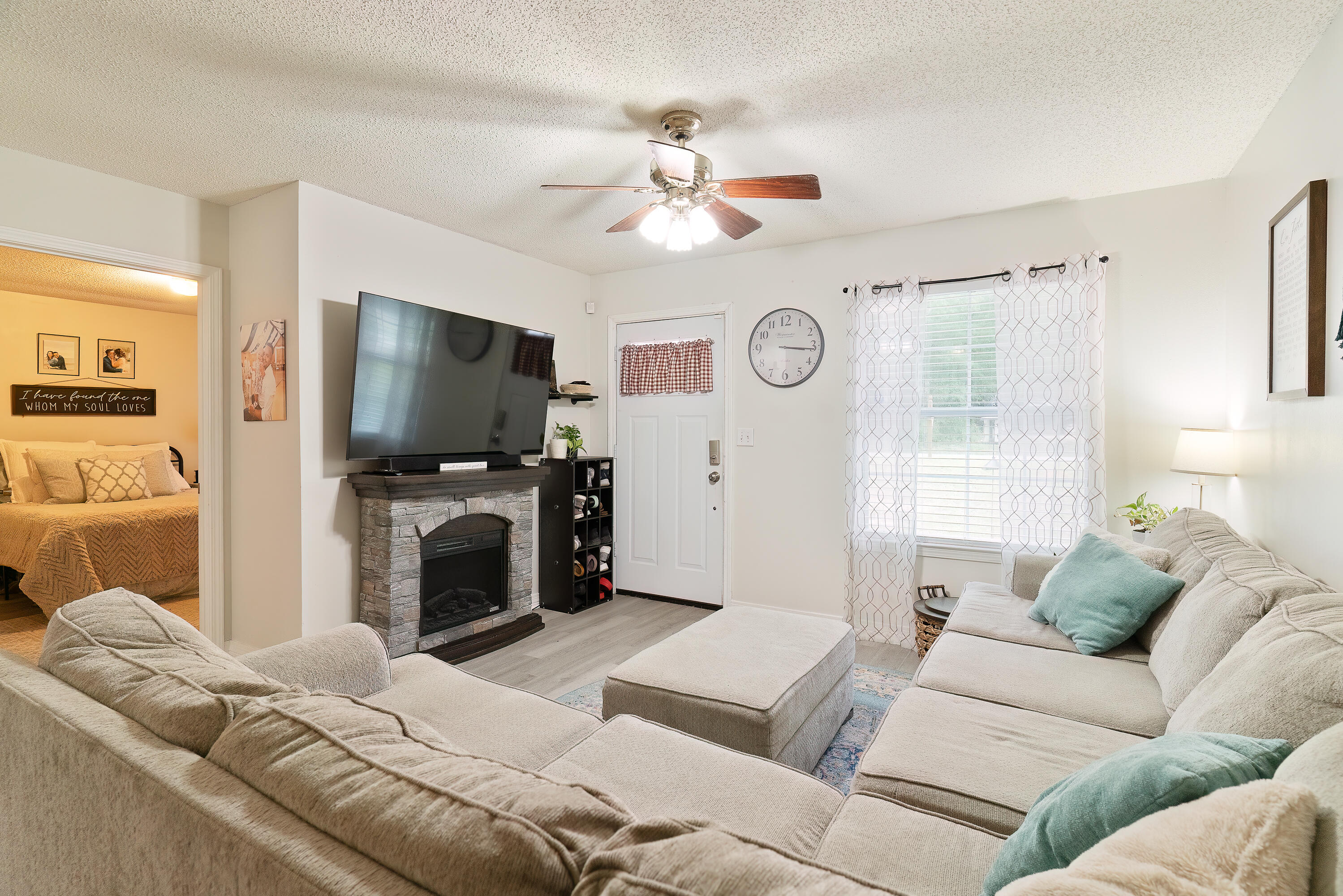 MORRIS ADDN TO CRESTVIEW - Residential