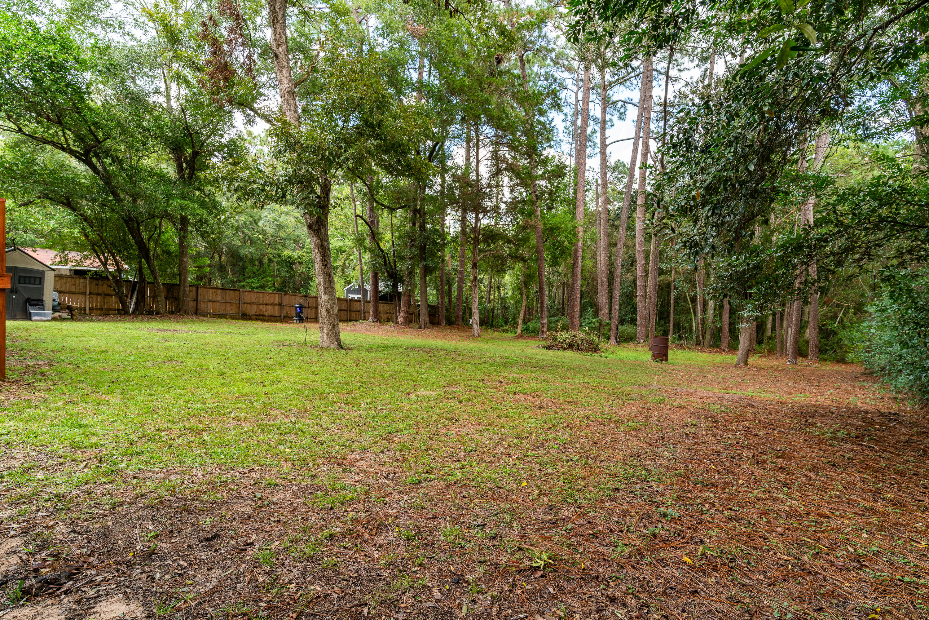 MORRIS ADDN TO CRESTVIEW - Residential