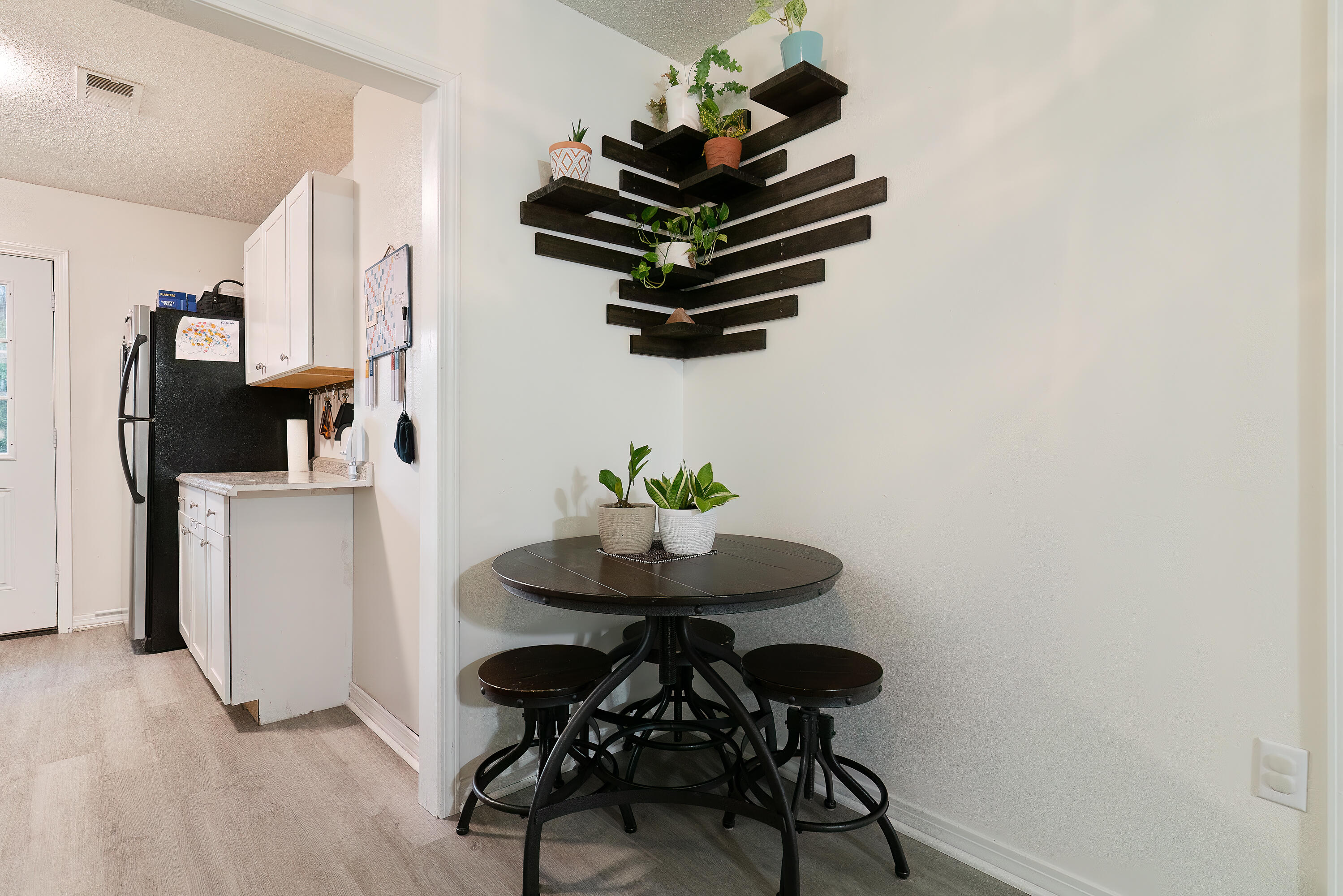 MORRIS ADDN TO CRESTVIEW - Residential