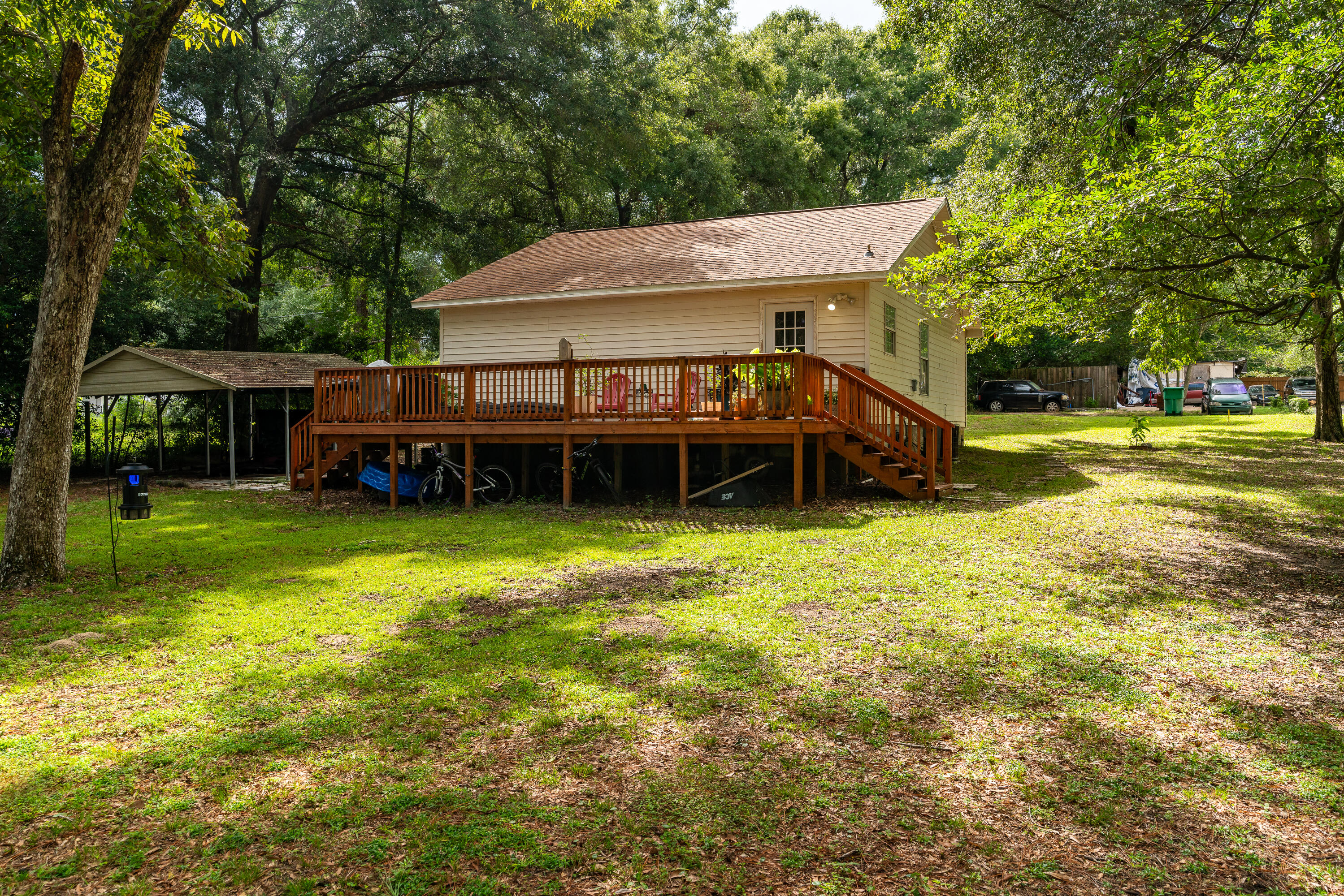 MORRIS ADDN TO CRESTVIEW - Residential