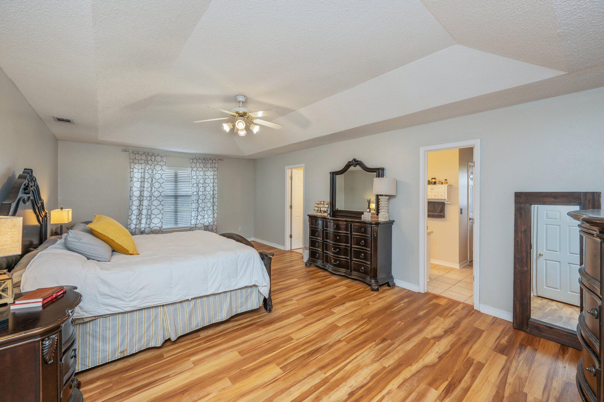 RIVERCHASE S/D PH 3 - Residential
