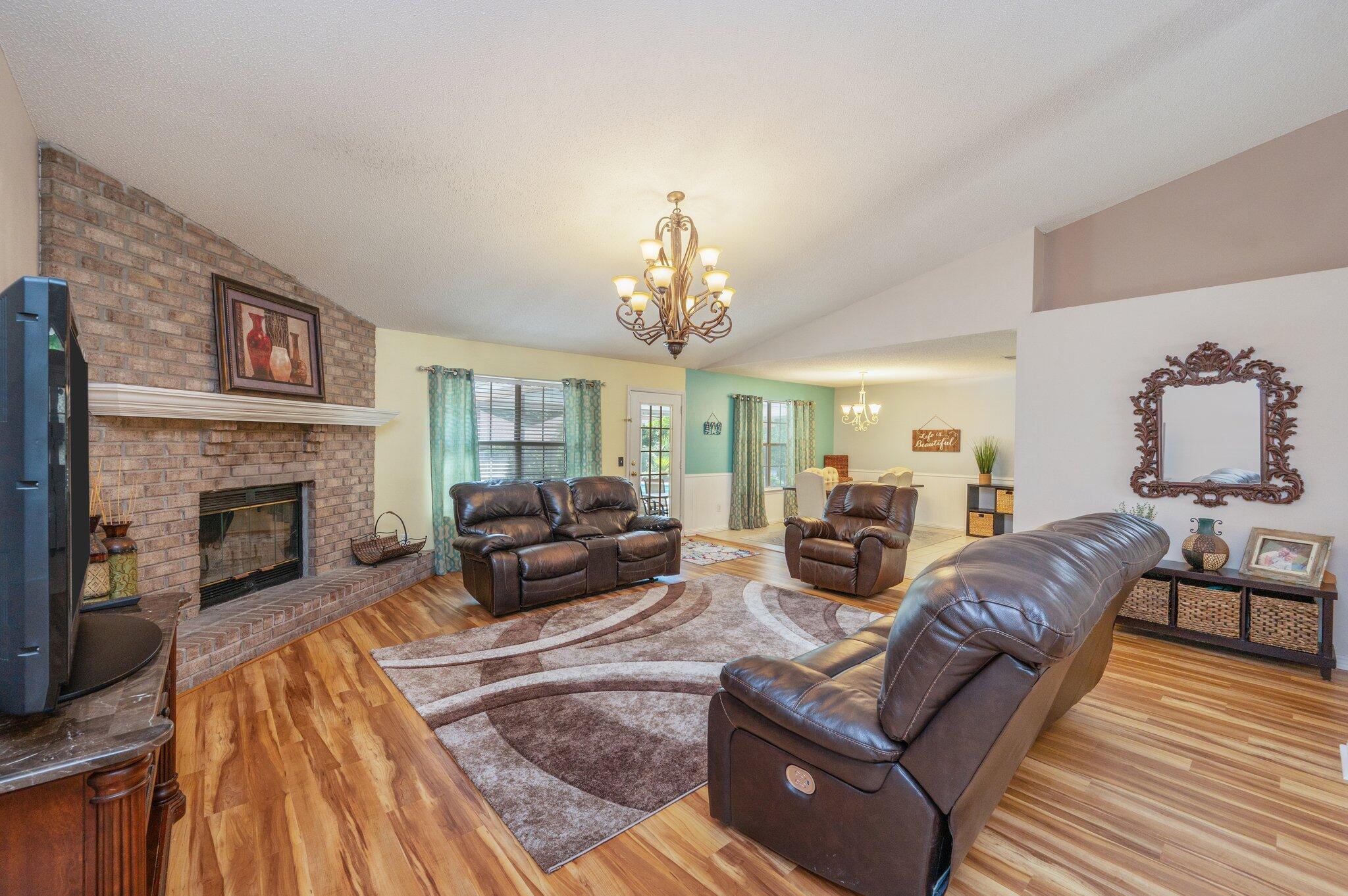 RIVERCHASE S/D PH 3 - Residential
