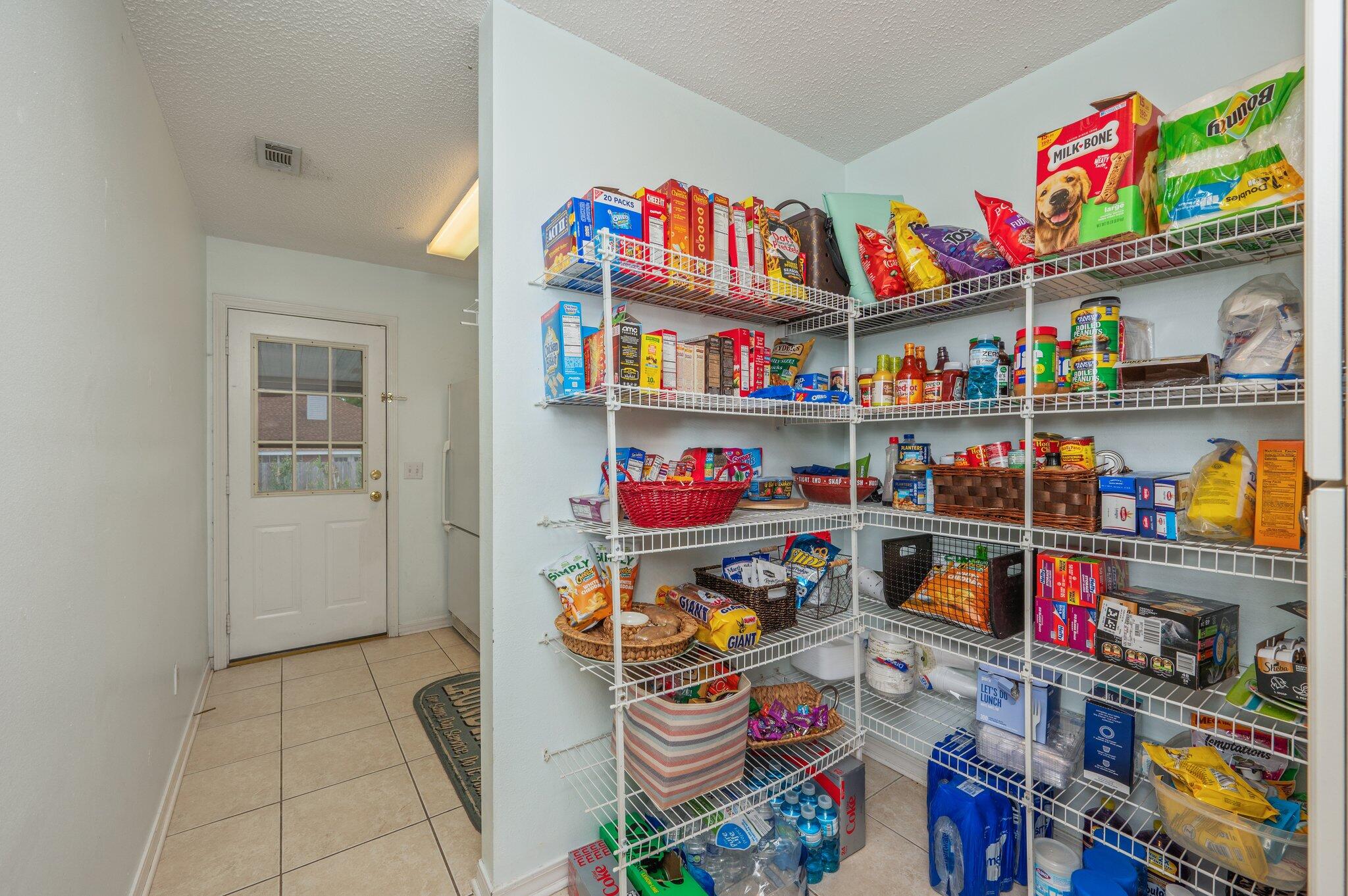 RIVERCHASE S/D PH 3 - Residential