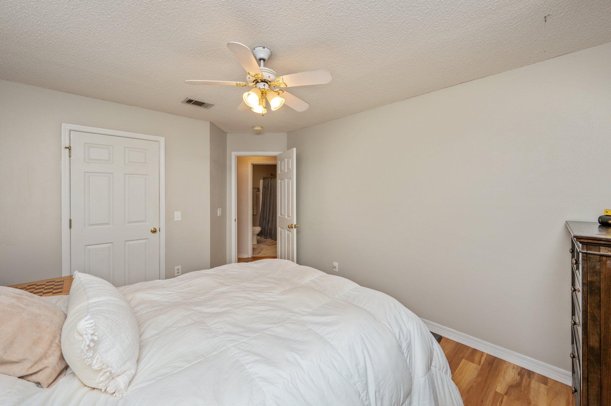 RIVERCHASE S/D PH 3 - Residential