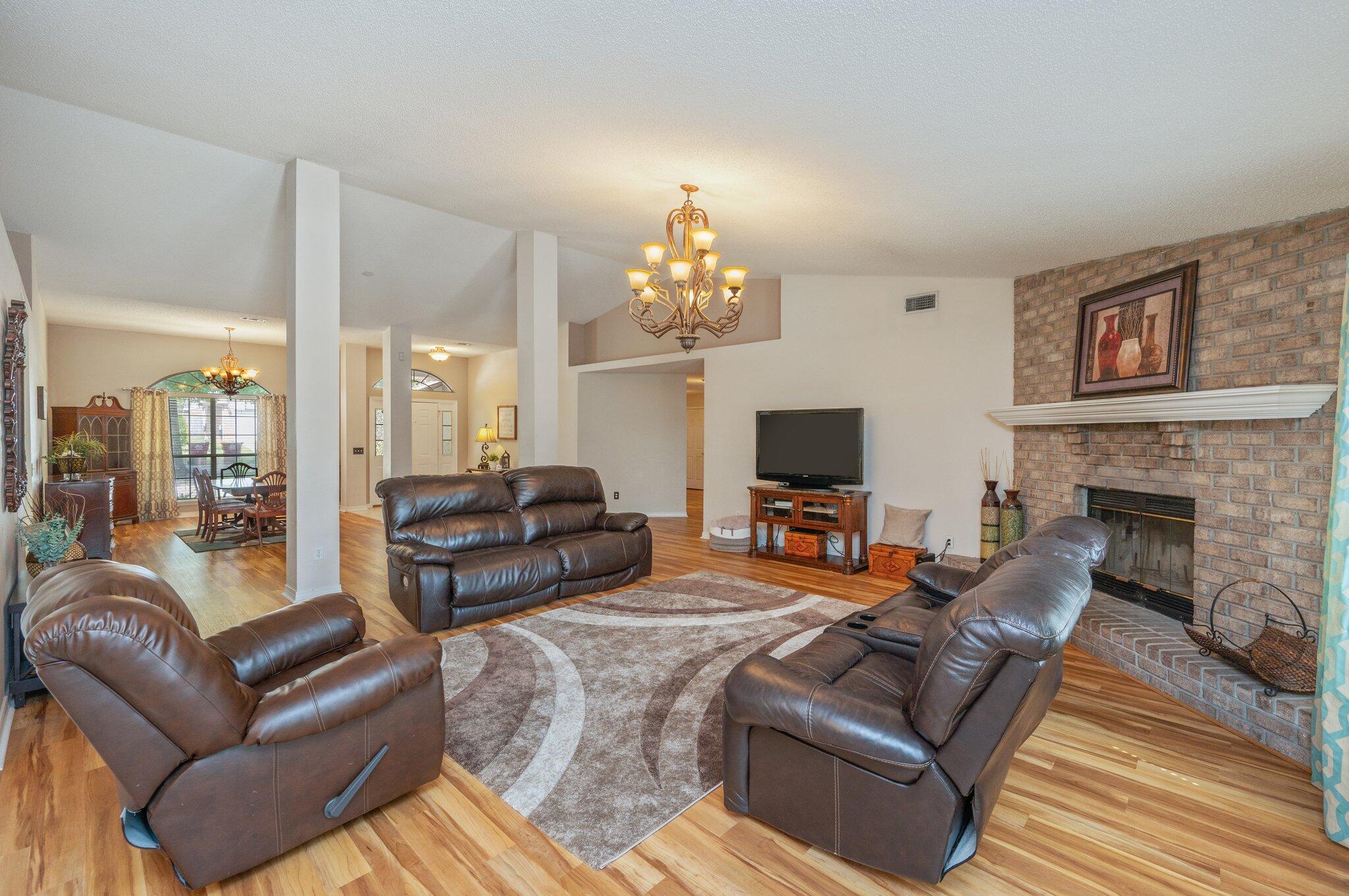 RIVERCHASE S/D PH 3 - Residential