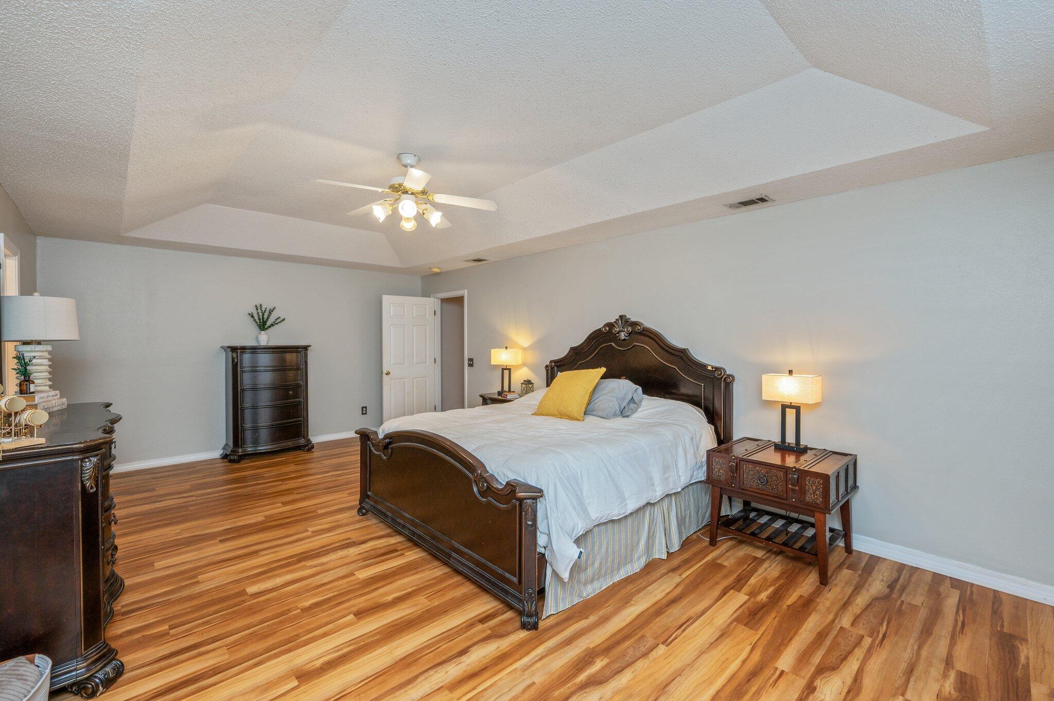 RIVERCHASE S/D PH 3 - Residential