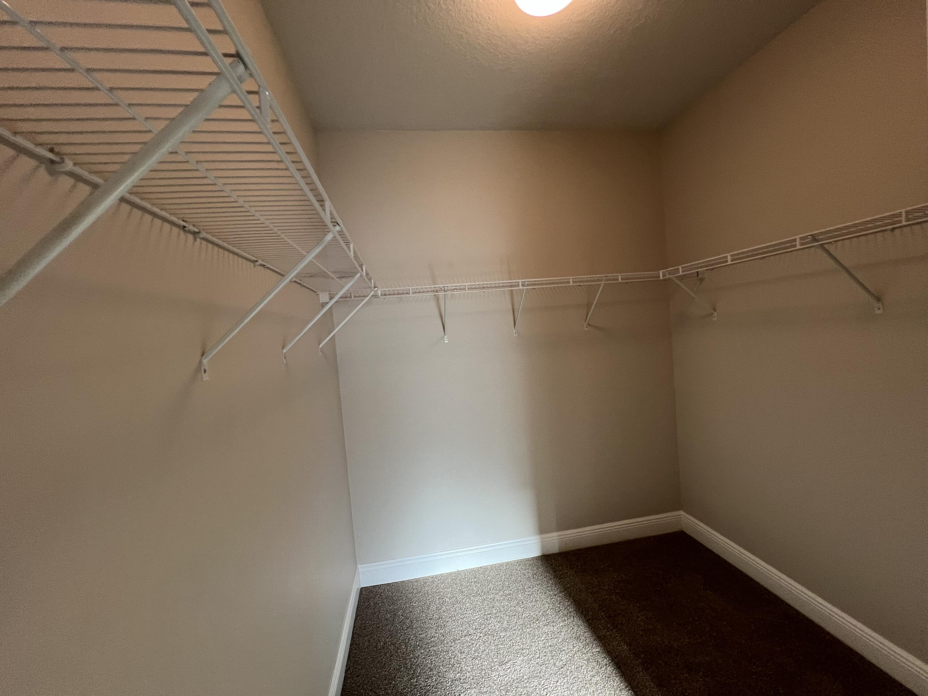 HAMMOCK BAY - Residential Lease