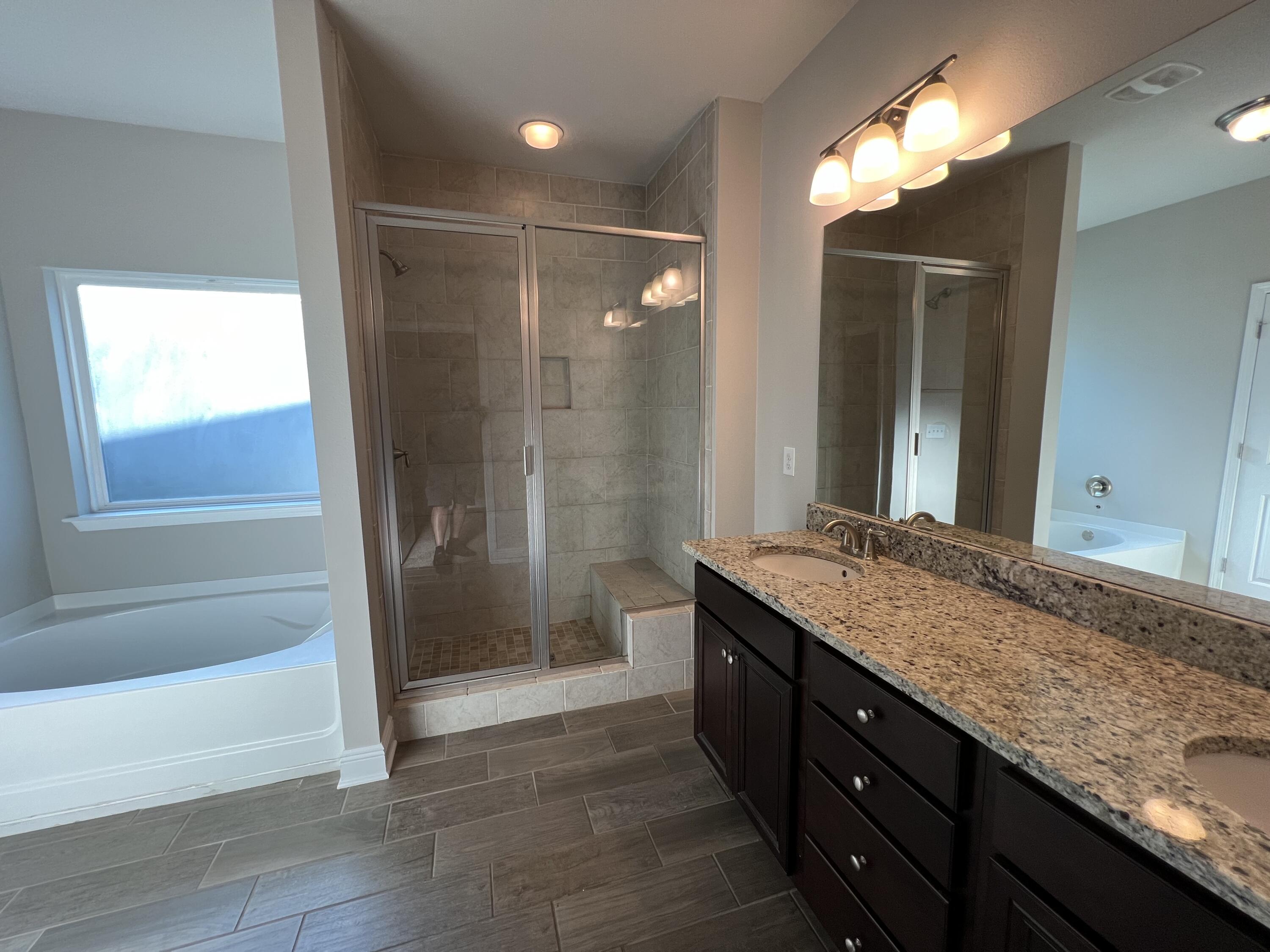 HAMMOCK BAY - Residential Lease