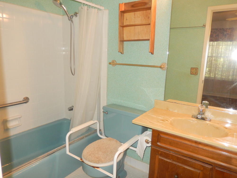 BAYOU POQUITO - Residential