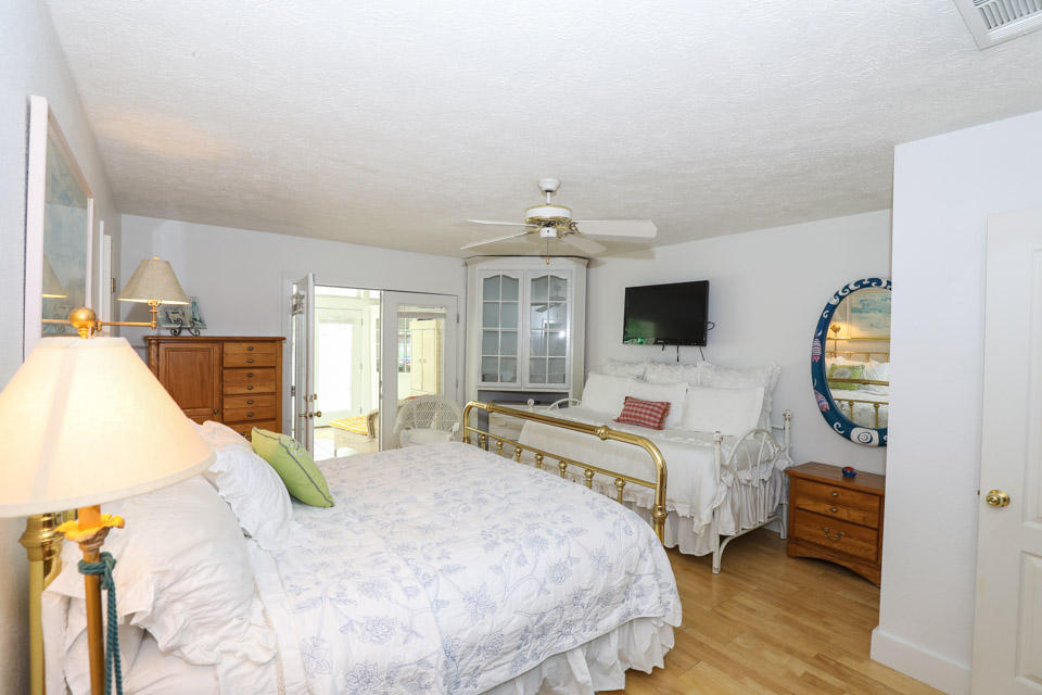 SEABREEZE - Residential