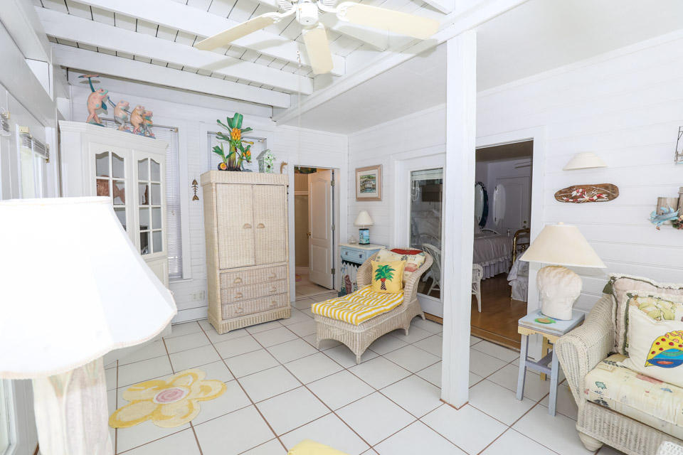 SEABREEZE - Residential