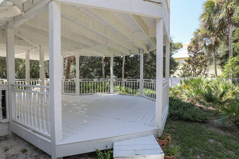 SEABREEZE - Residential