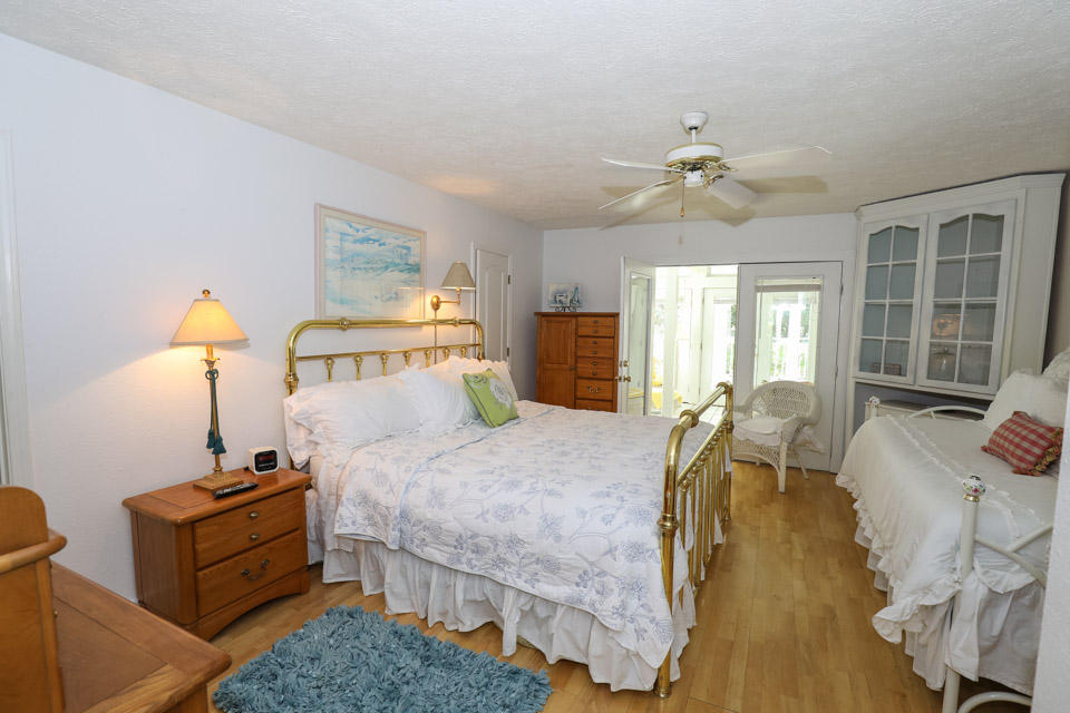 SEABREEZE - Residential