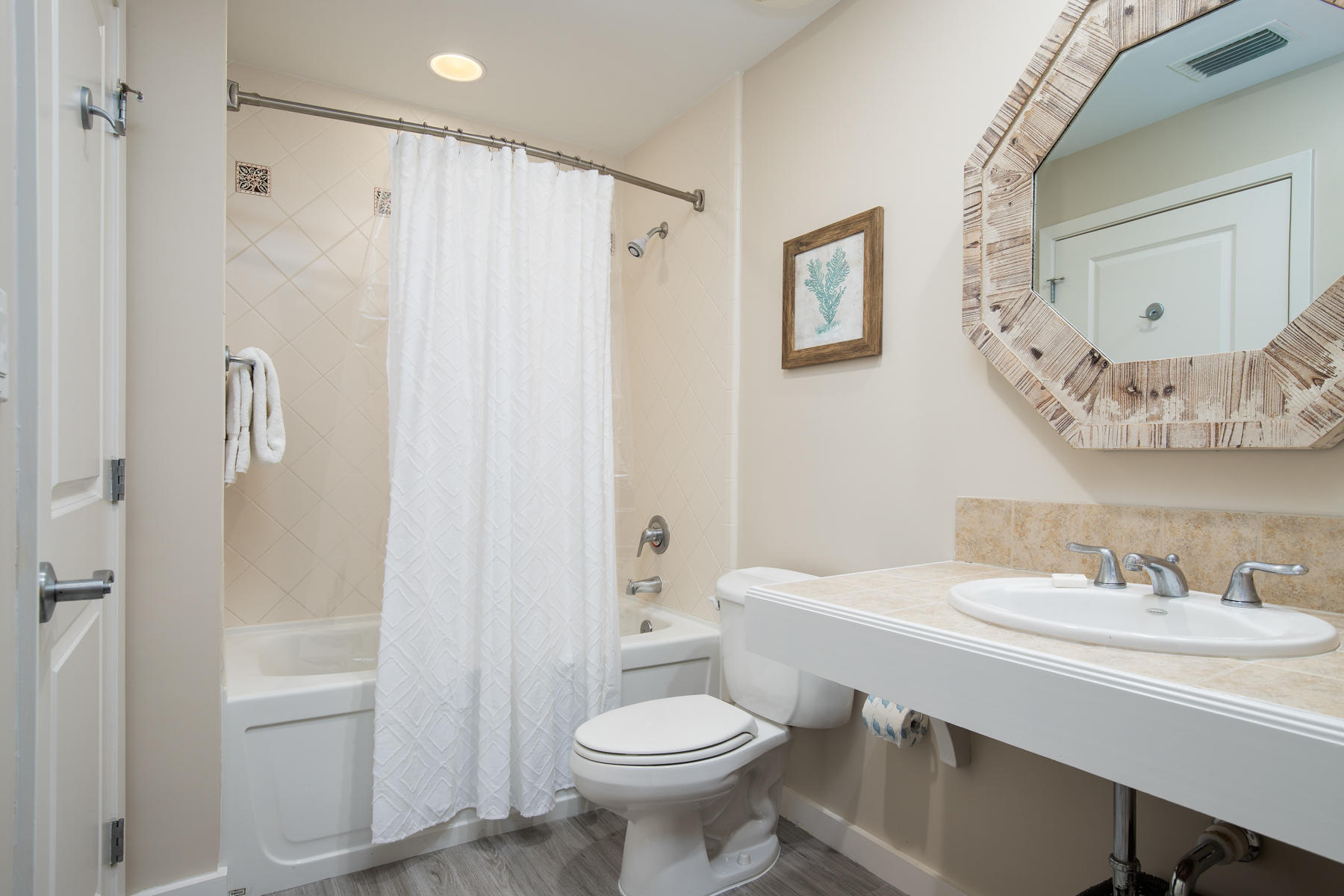 LUAU II - Residential