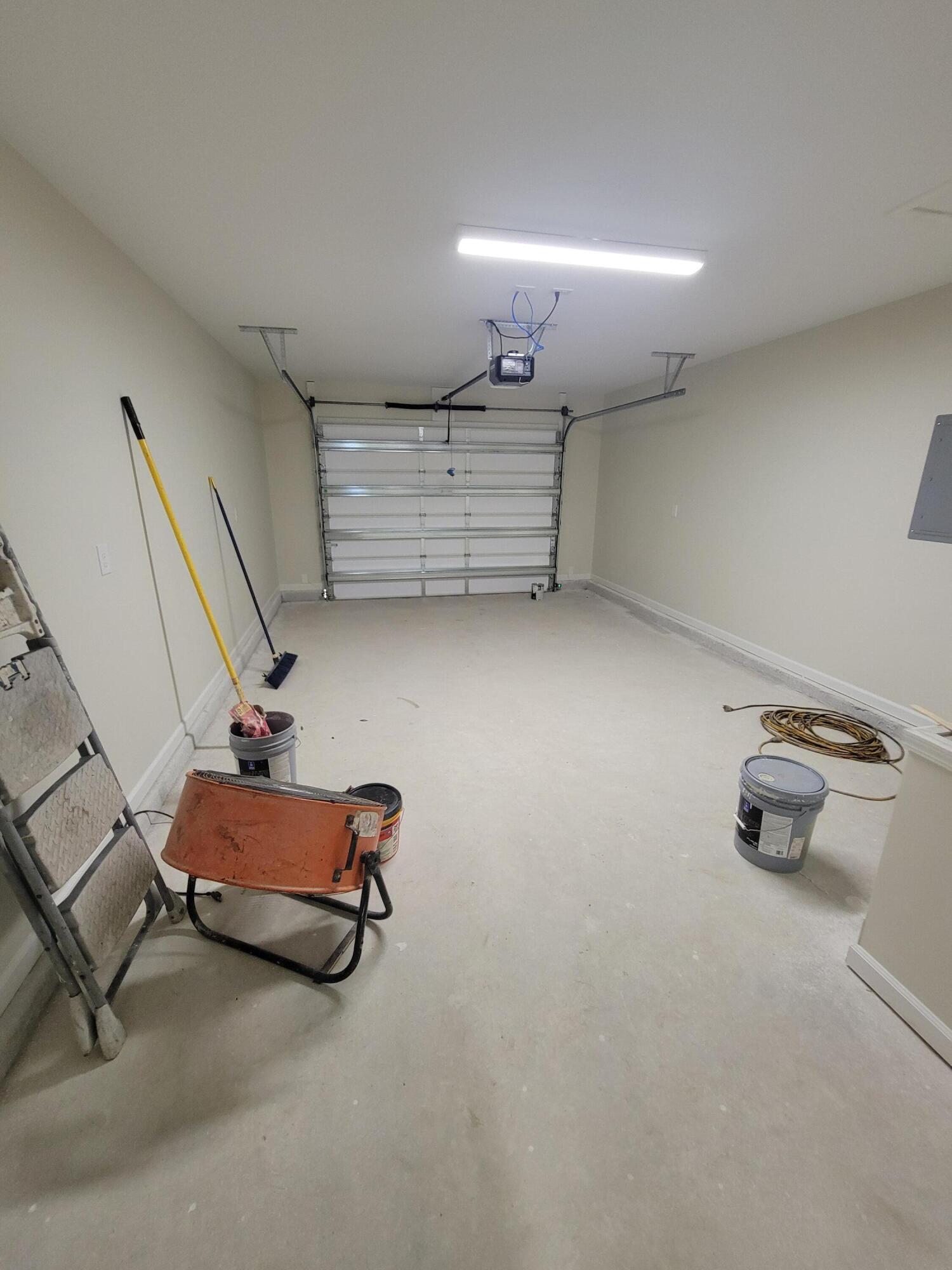 OAKWOOD HILLS UNIT 3 - Residential