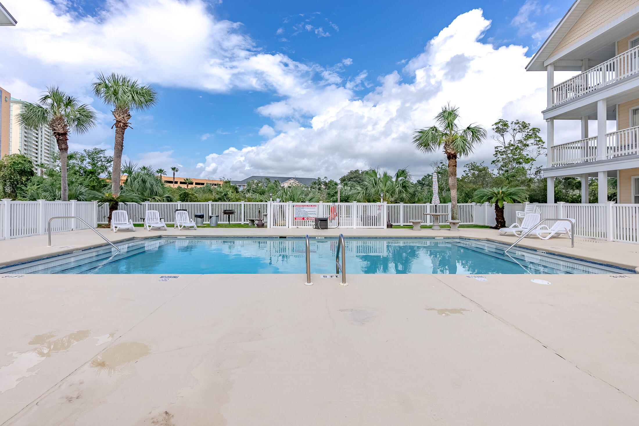 PEACHTREE PLACE 1 CONDO - Residential