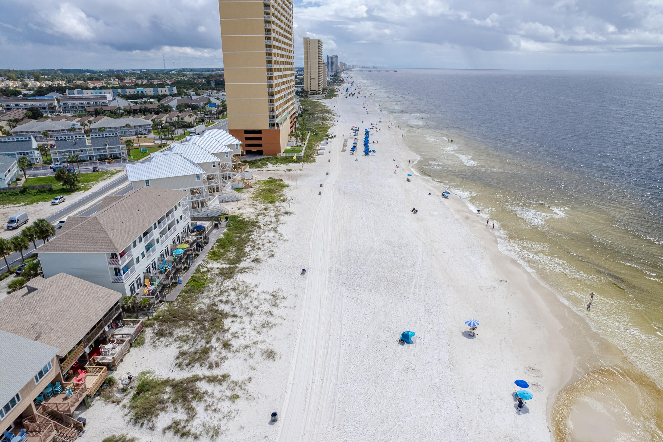 PEACHTREE PLACE 1 CONDO - Residential