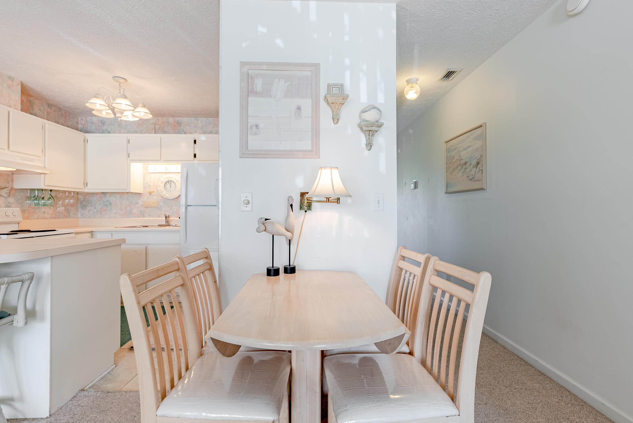 PEACHTREE PLACE 1 CONDO - Residential