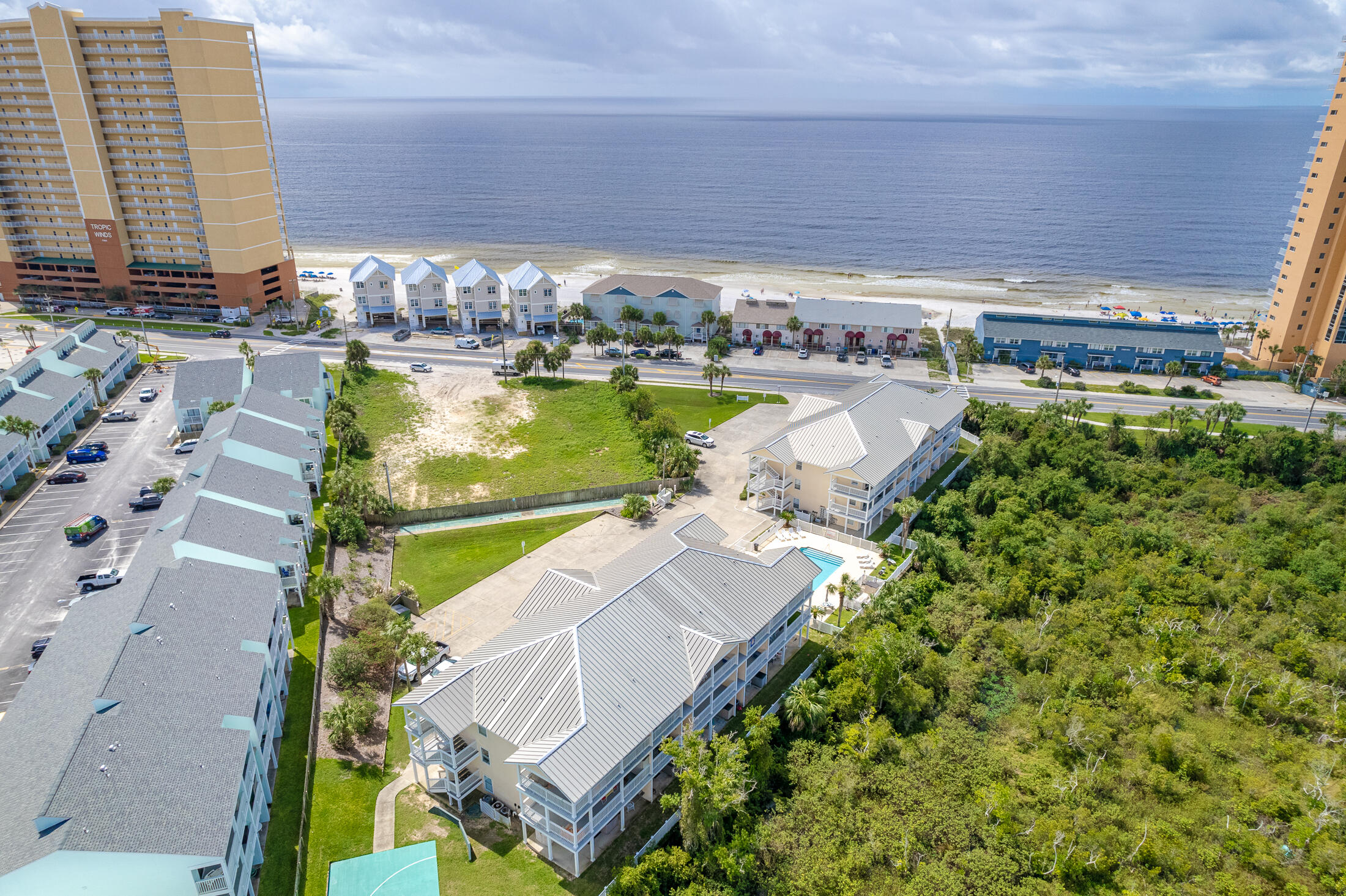 PEACHTREE PLACE 1 CONDO - Residential